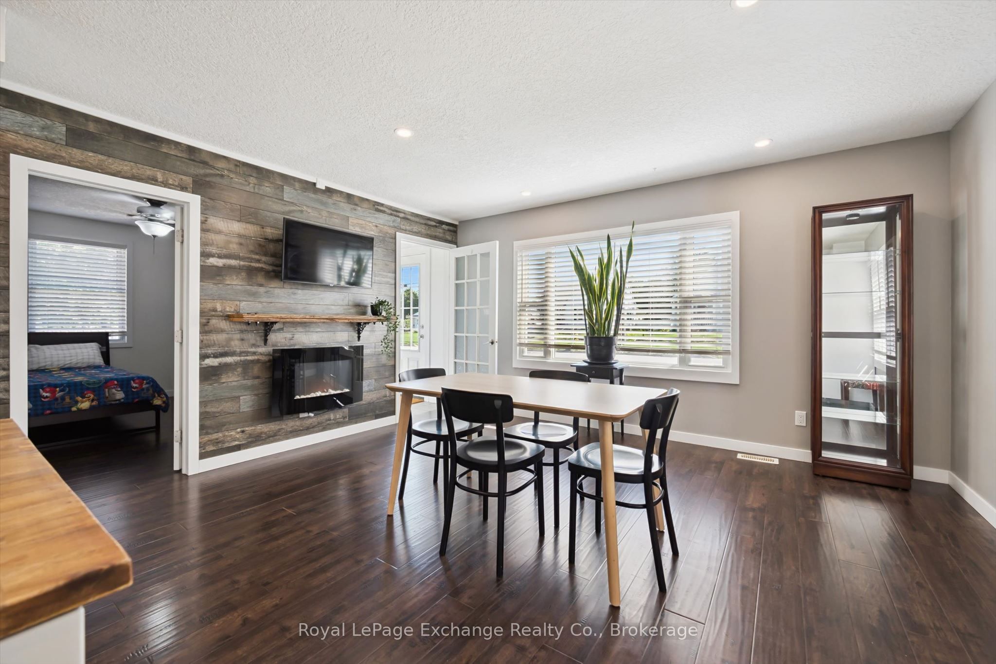 68 Elgin Street S, Cambridge, ON N1R 5G5 photo 5