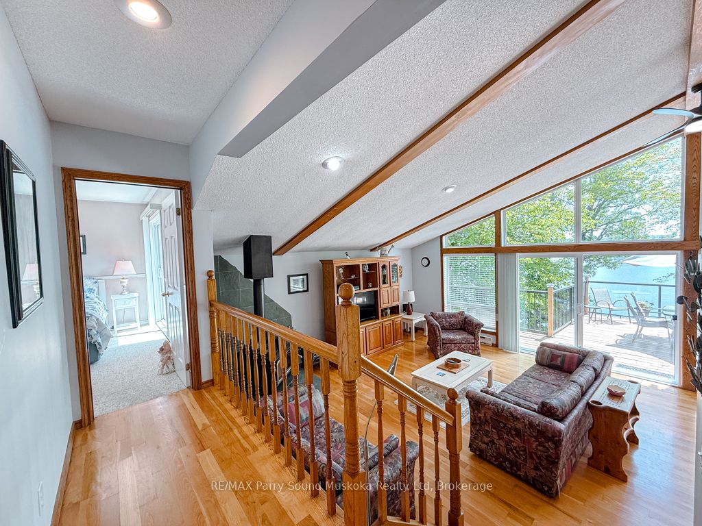 17 Lizzie's Lane, McKellar, ON P2A 0B4 photo 4