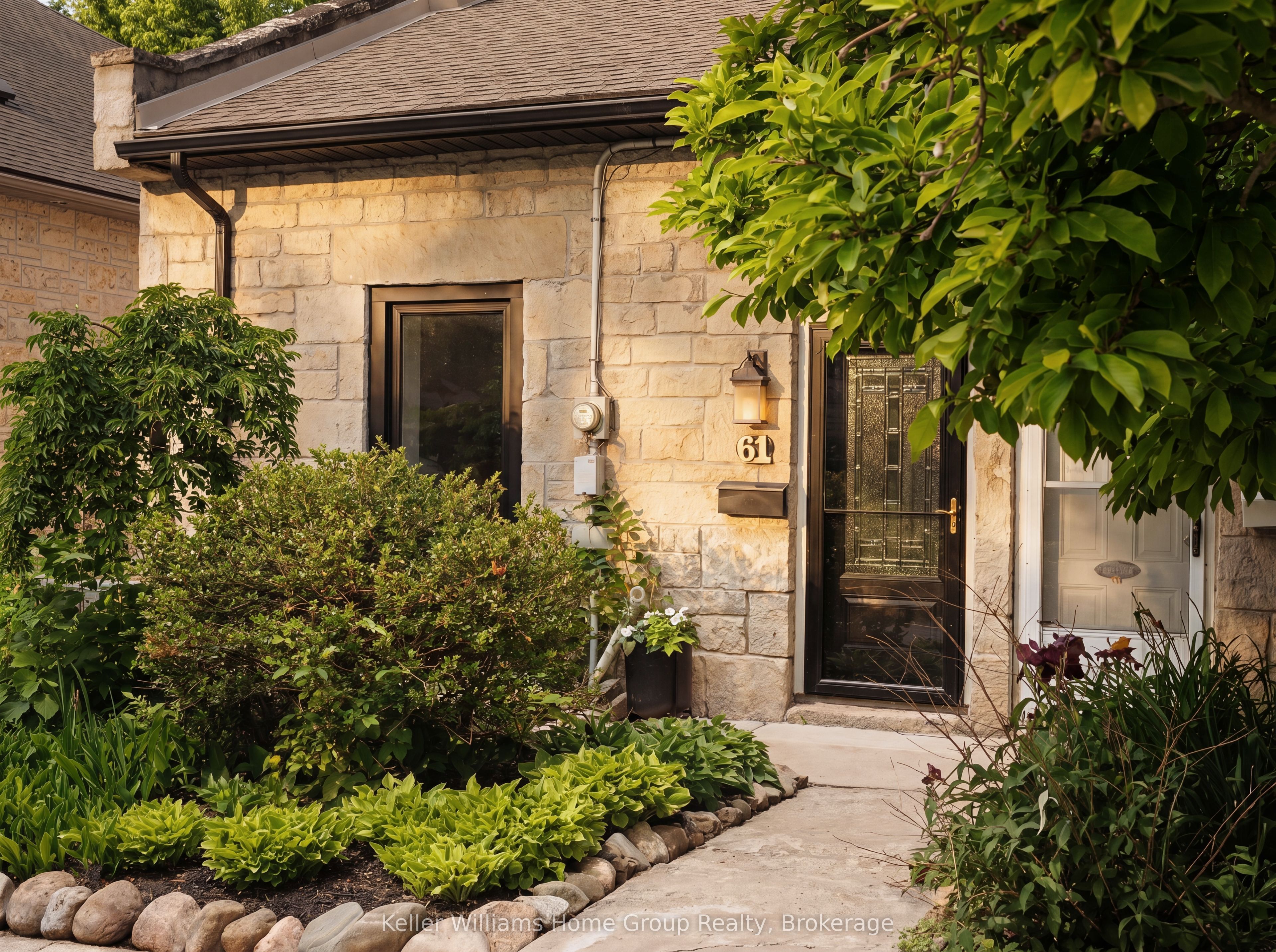 61 Essex Street, Guelph, ON N1H 3K9 photo 4