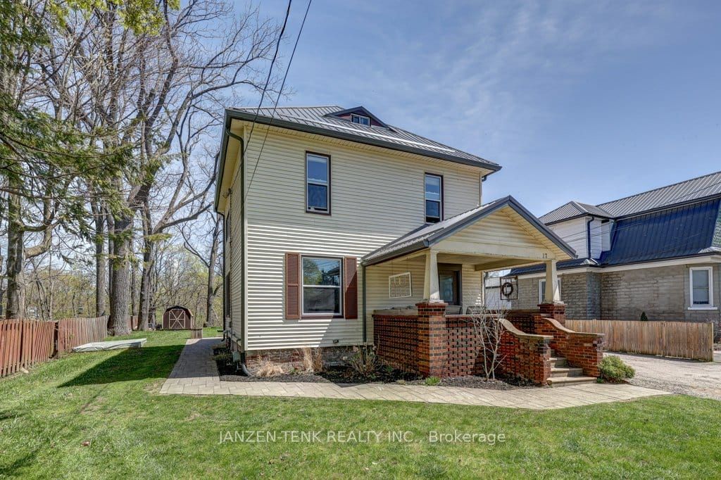 17 Oak Street, Aylmer, ON N5H 1G3