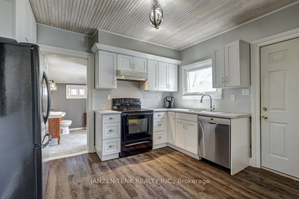 17 Oak Street, Aylmer, ON N5H 1G3 photo 3