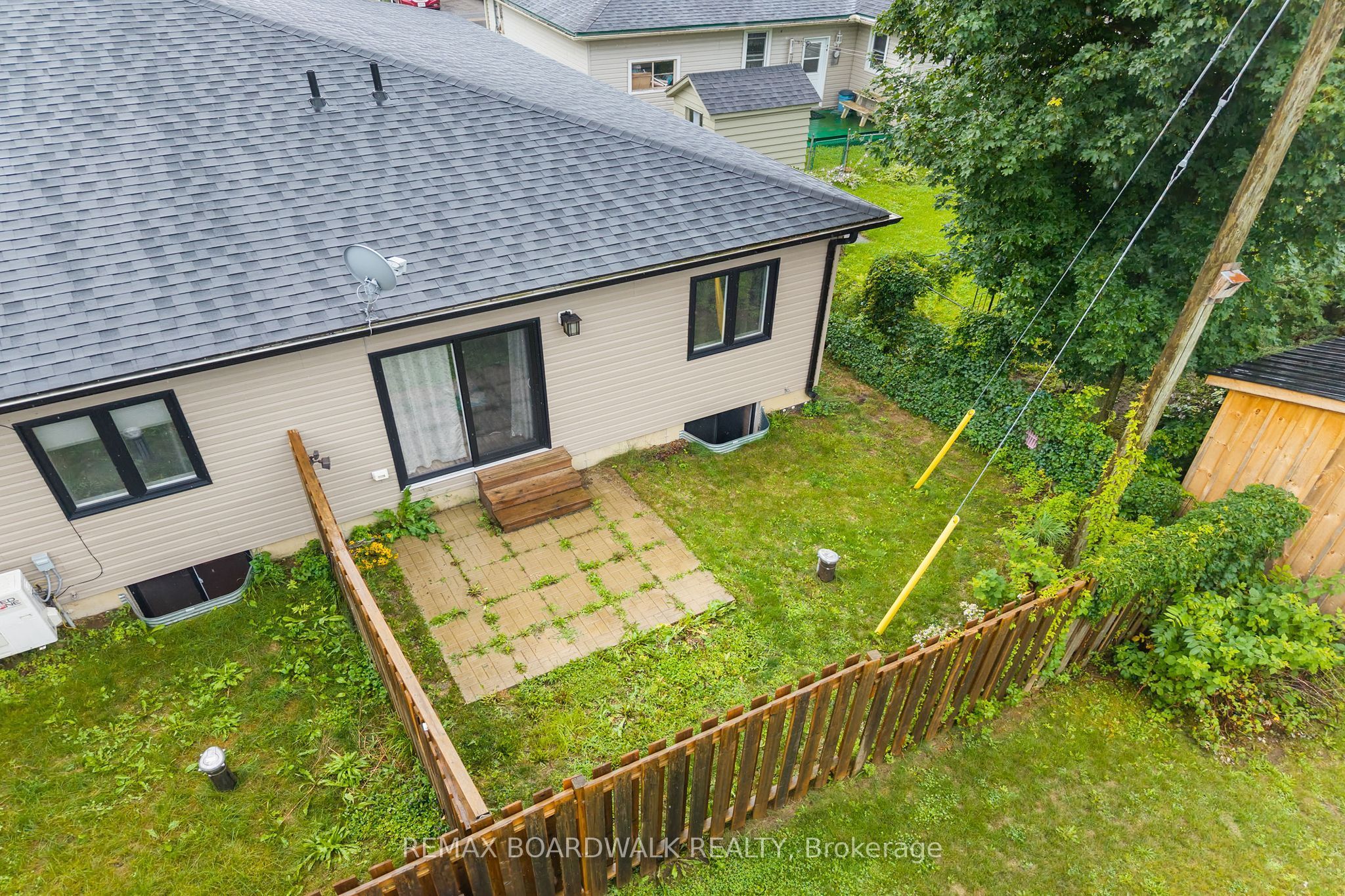 32 David Street A, Edwardsburgh/Cardinal, ON K0E 1X0 photo 4