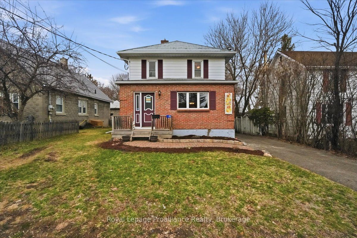 46 Victoria Street, Quinte West, ON K0K 2C0 photo 2