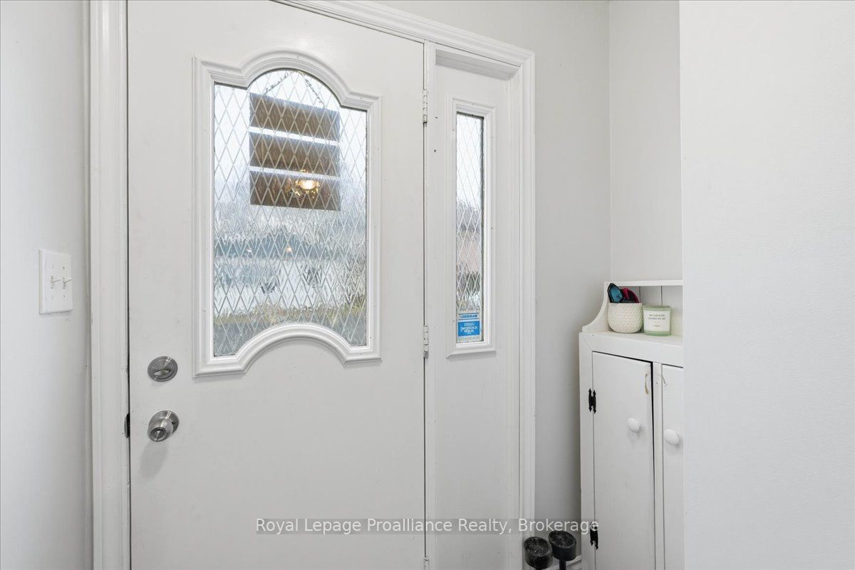 46 Victoria Street, Quinte West, ON K0K 2C0 photo 5