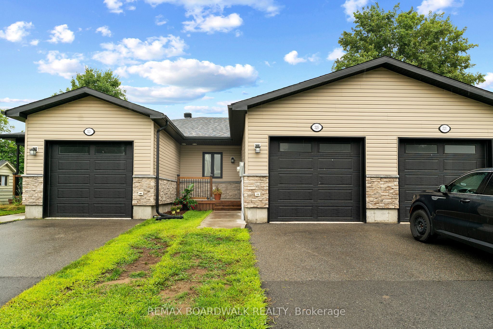 32 David Street B, Edwardsburgh/Cardinal, ON K0E 1X0