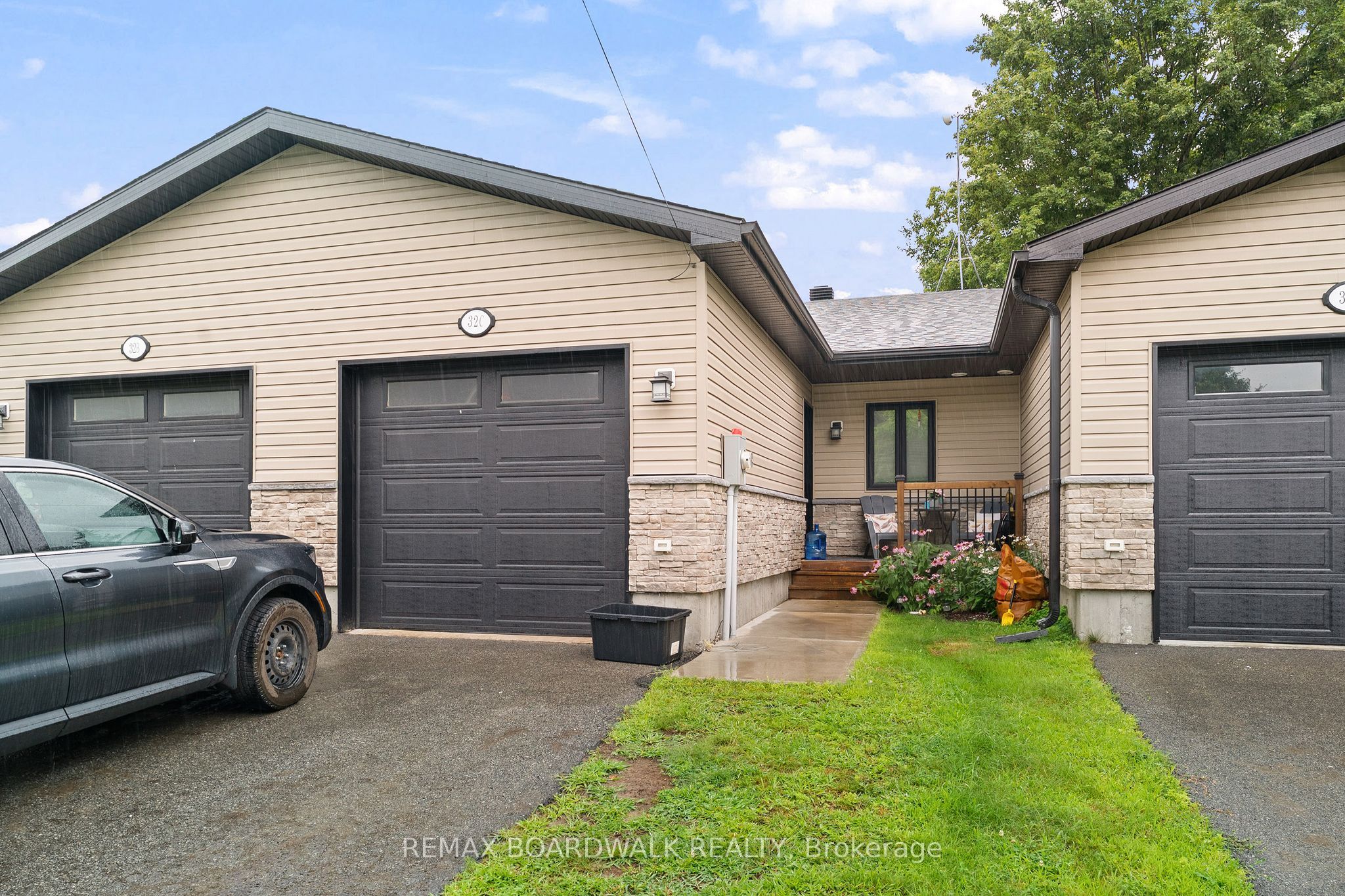 32 David Street C, Edwardsburgh/Cardinal, ON K0E 1X0