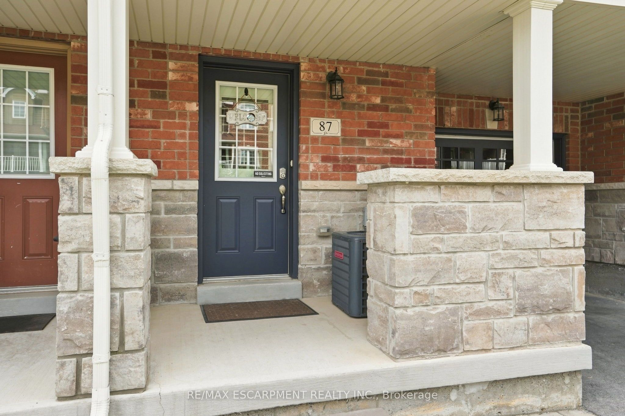 87 HUGILL Way, Hamilton, ON L8B 0A3 photo 3