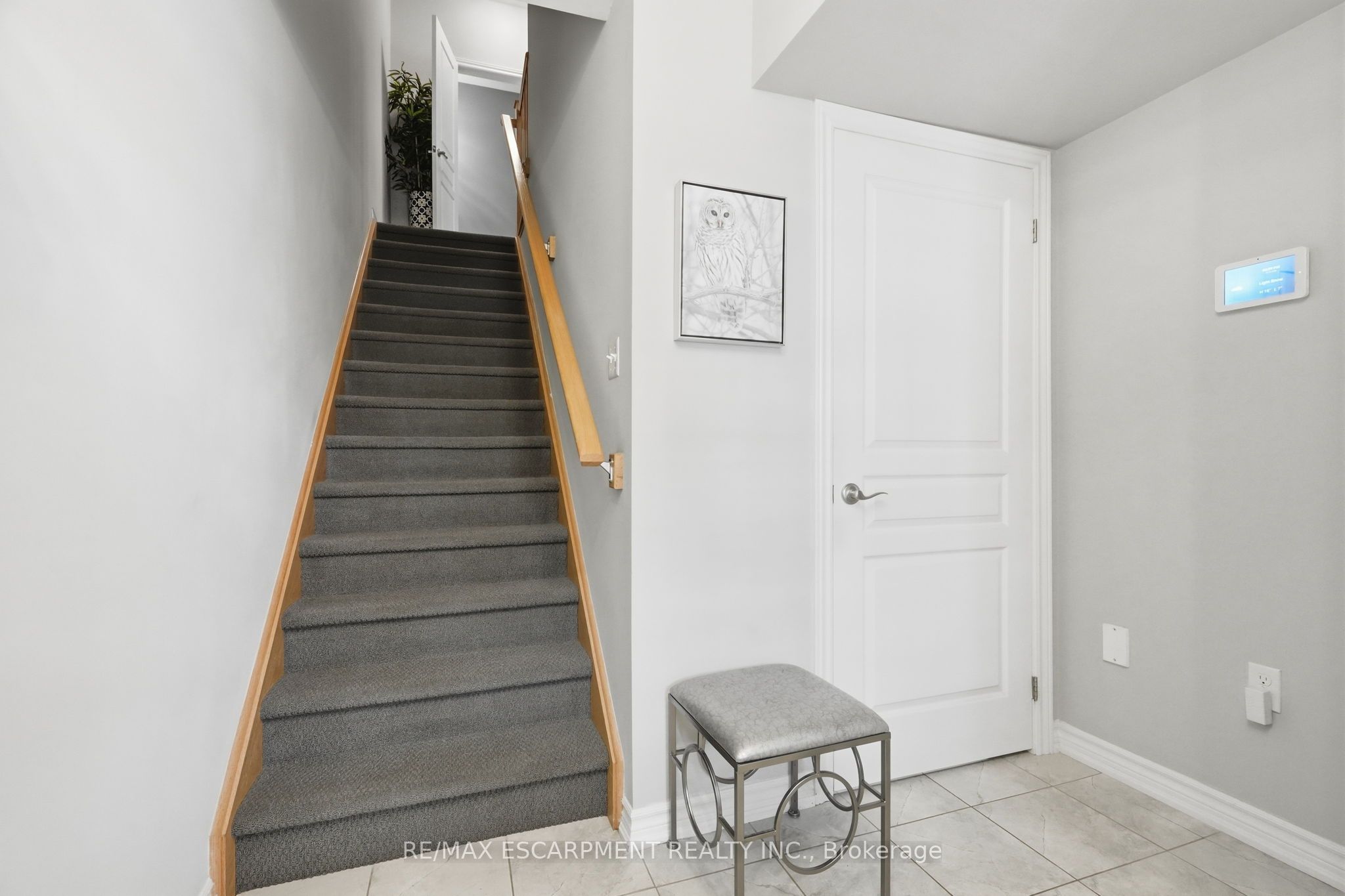 87 HUGILL Way, Hamilton, ON L8B 0A3 photo 5