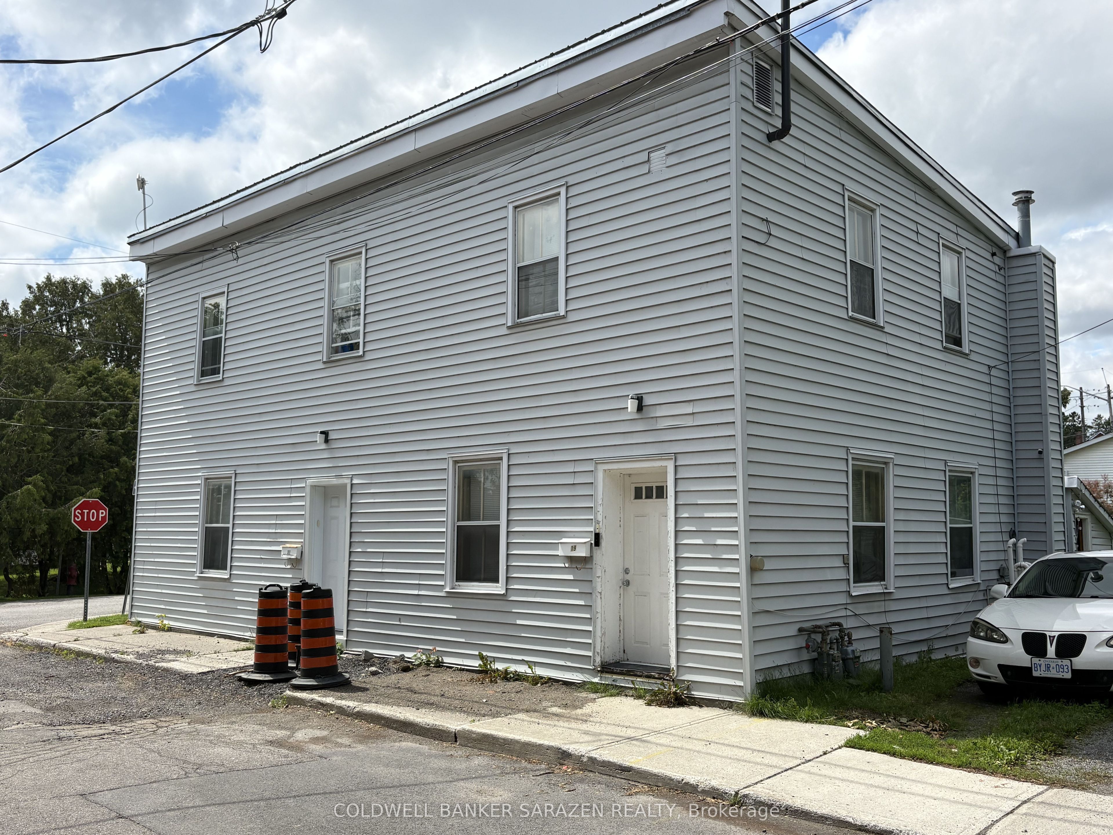 19 & 21 Rock Lane E, Arnprior, ON K7S 2C3