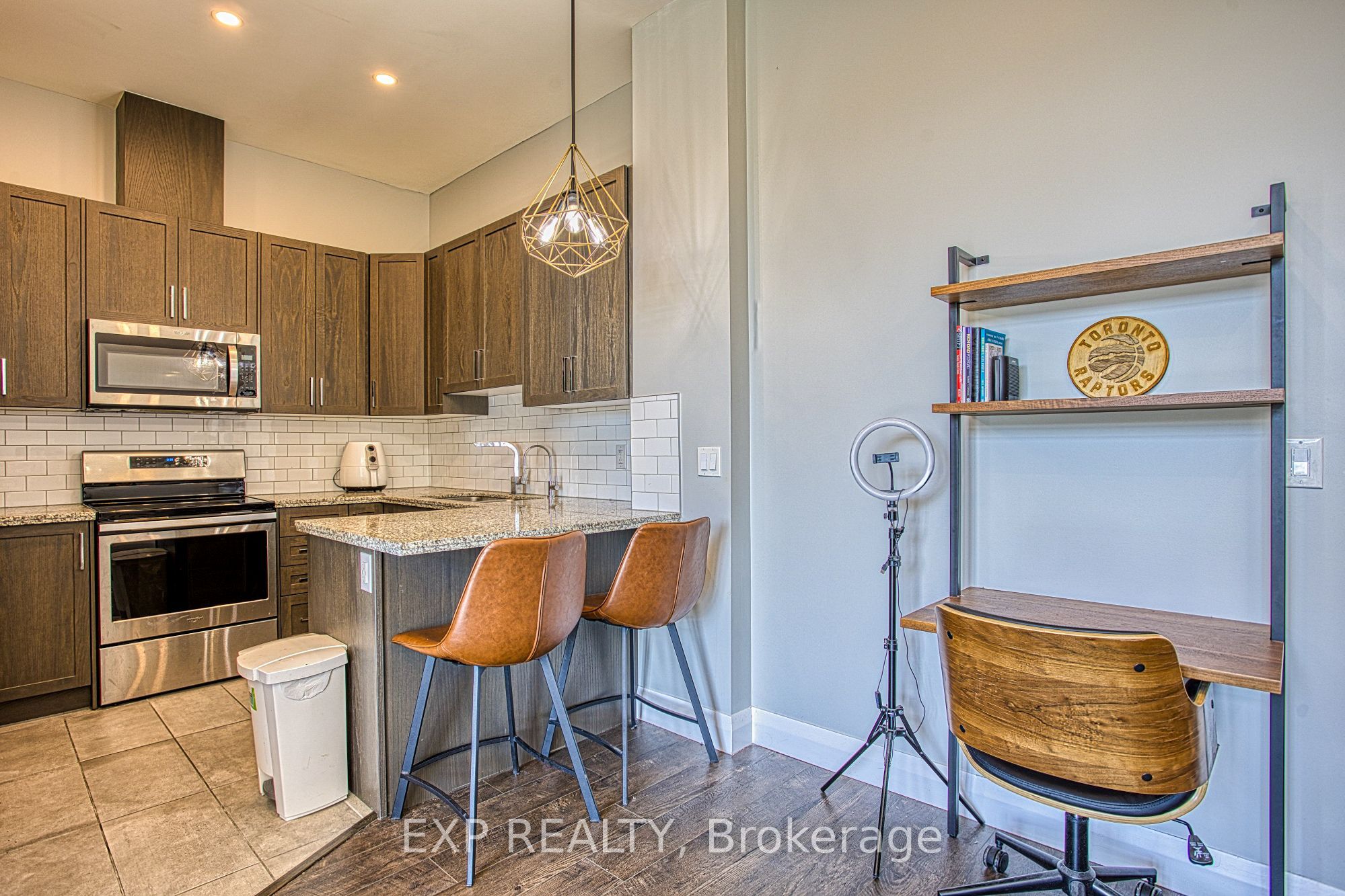 101 Locke Street S 616, Hamilton, ON L8P 4A6 photo 5