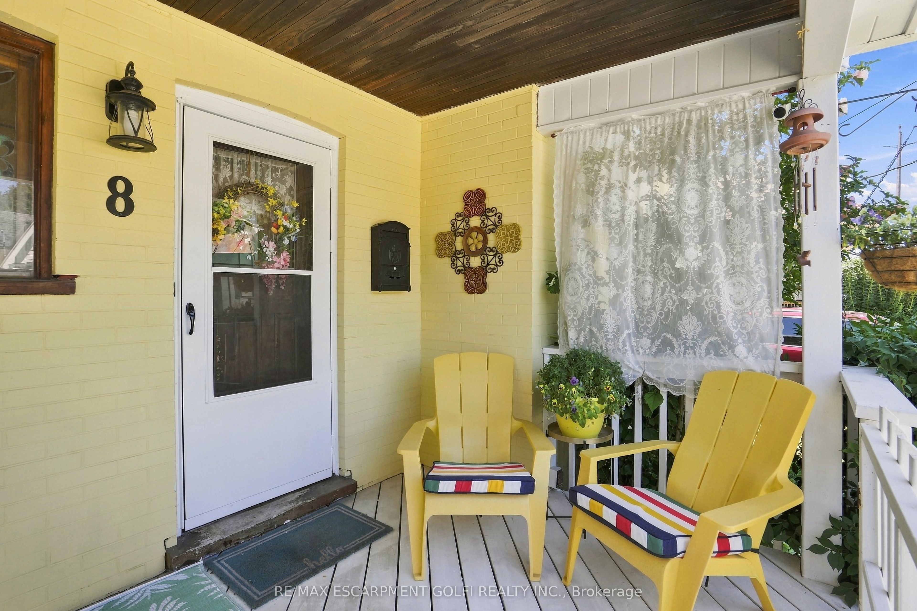 8 STRATHCONA Avenue, Brantford, ON N3S 1T3 photo 4