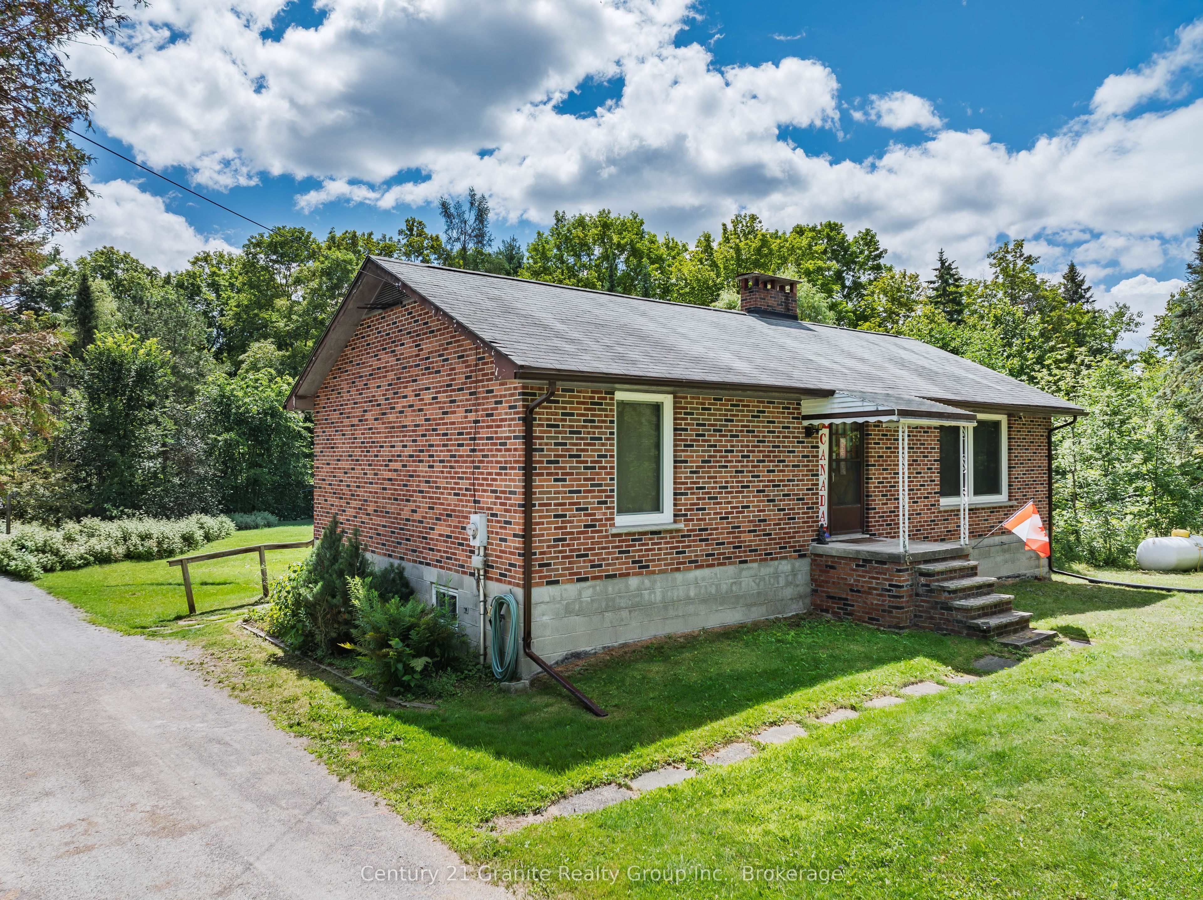 4924 Monck Road, Kawartha Lakes, ON K0M 2A0 photo 2