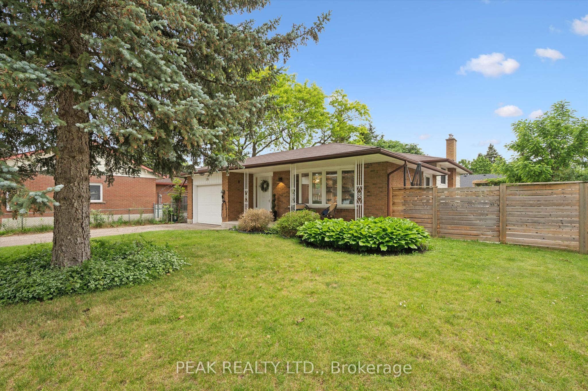18 Jasper Court, Kitchener, ON N2E 1C6 photo 4