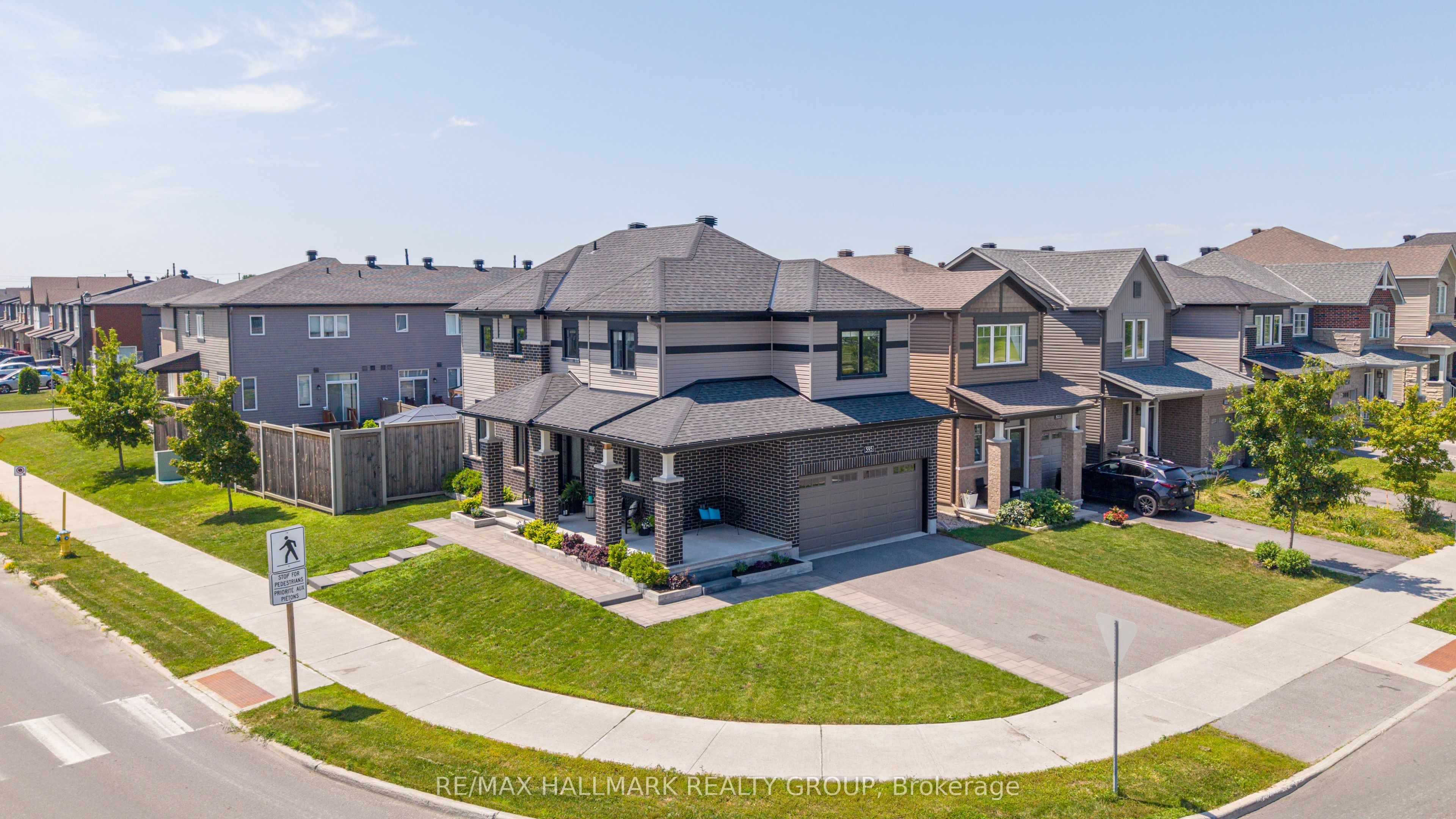 595 Decoeur Drive, Orleans - Cumberland and Area, ON K4A 1G9