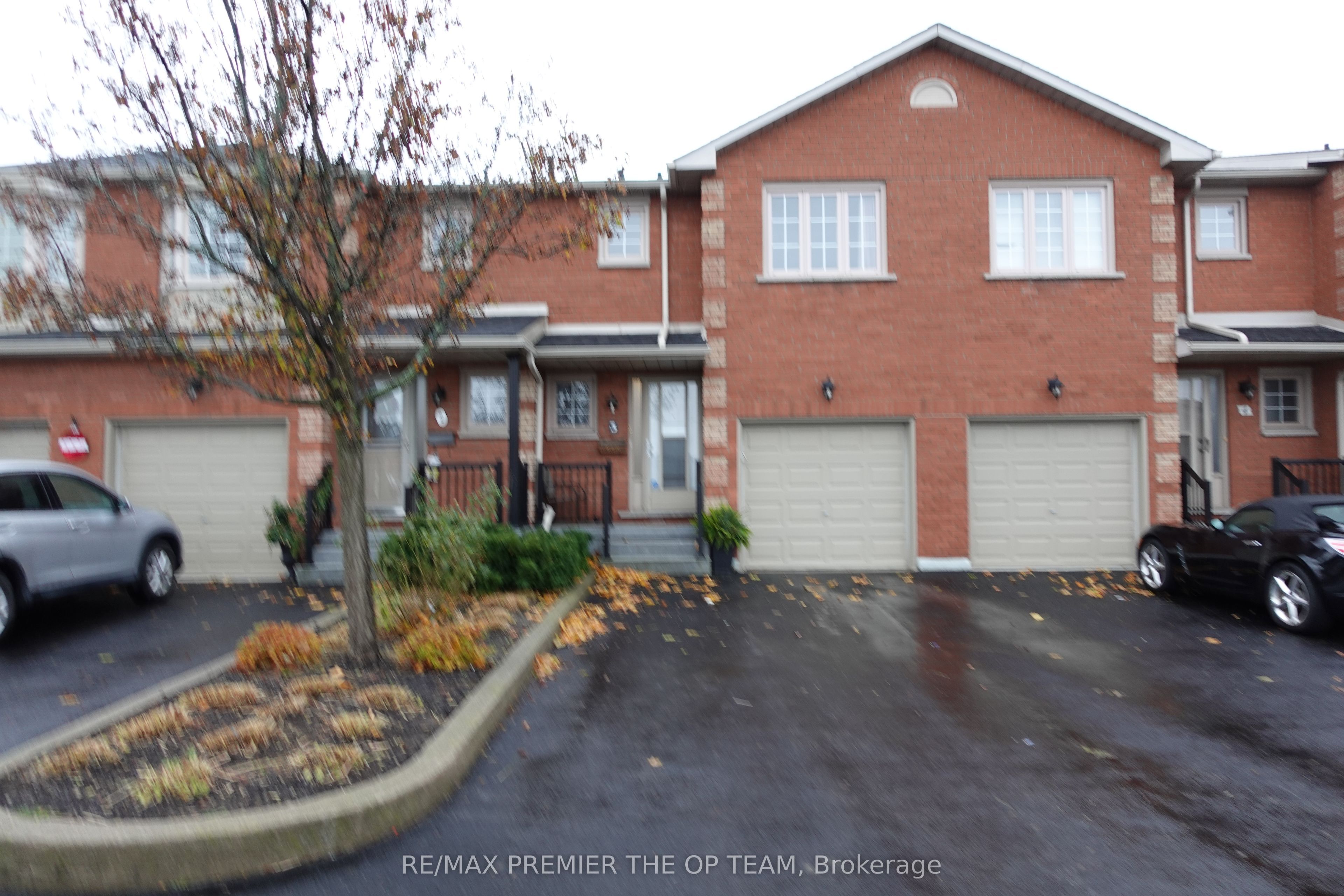 255 Mount Albion Road 3, Hamilton, ON L8K 6P7