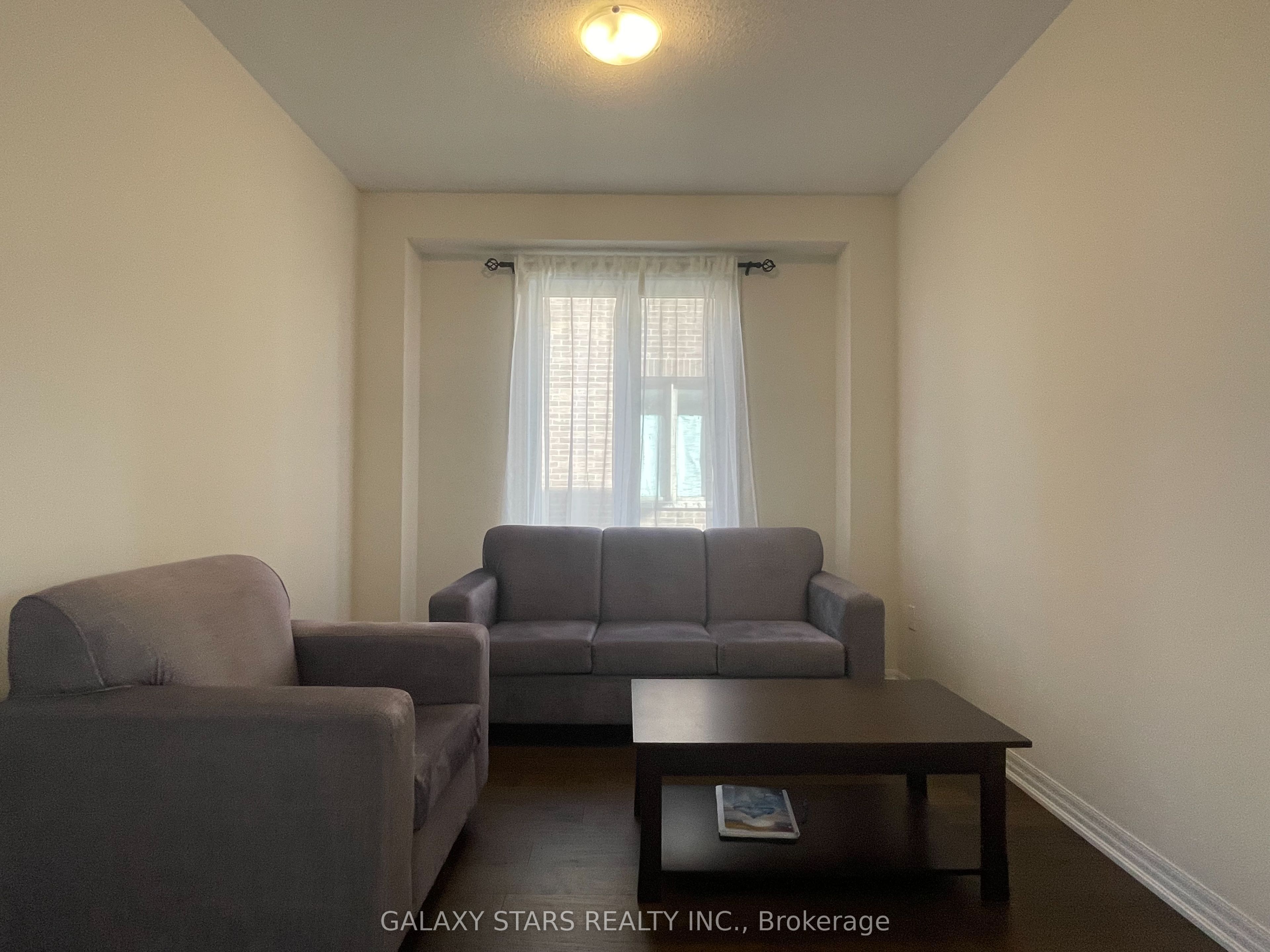 40 Dobson Street, Kawartha Lakes, ON K9V 0P9 photo 5