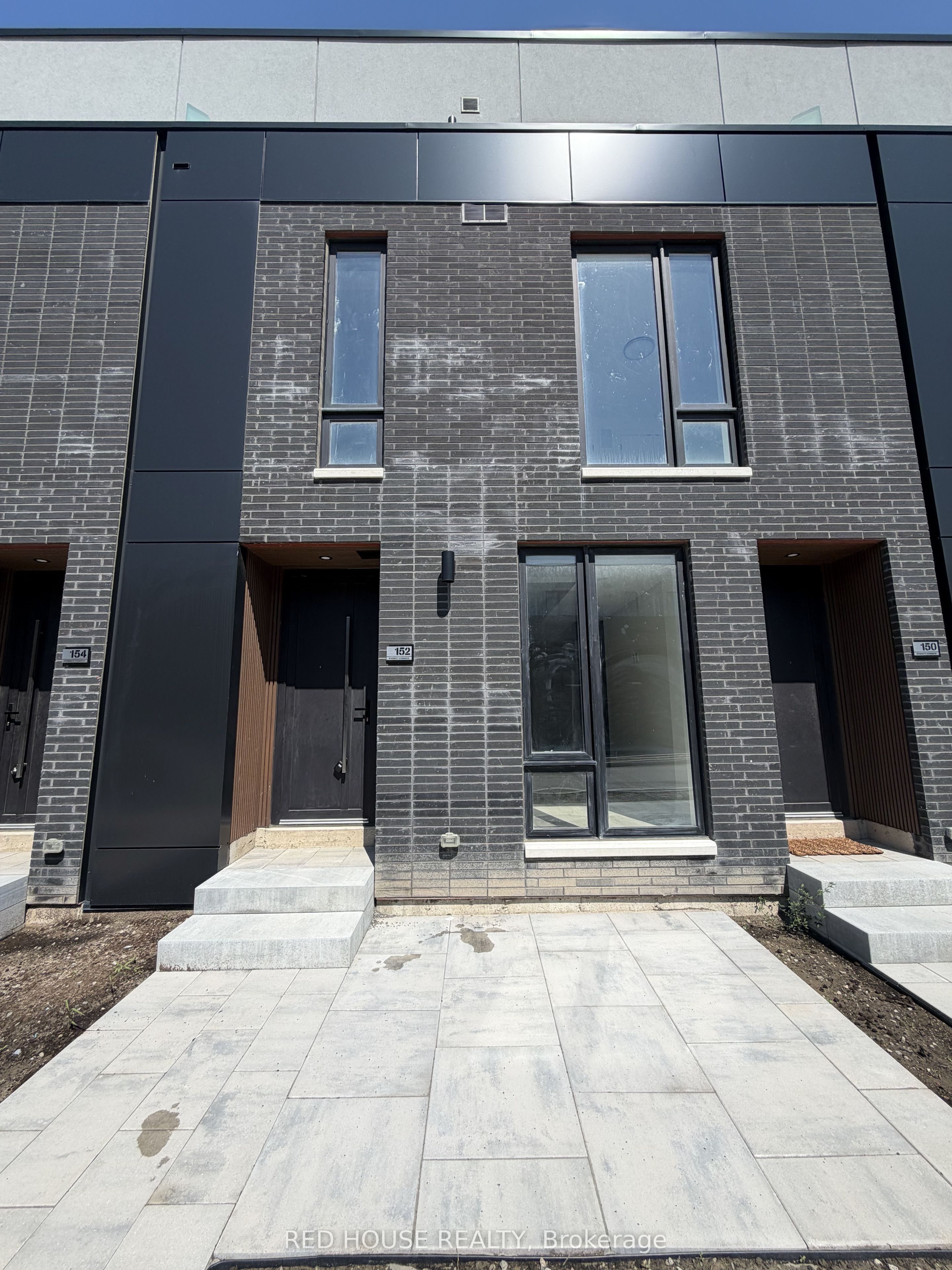 152 Everett Common, St. Catharines, ON L2P 0G8