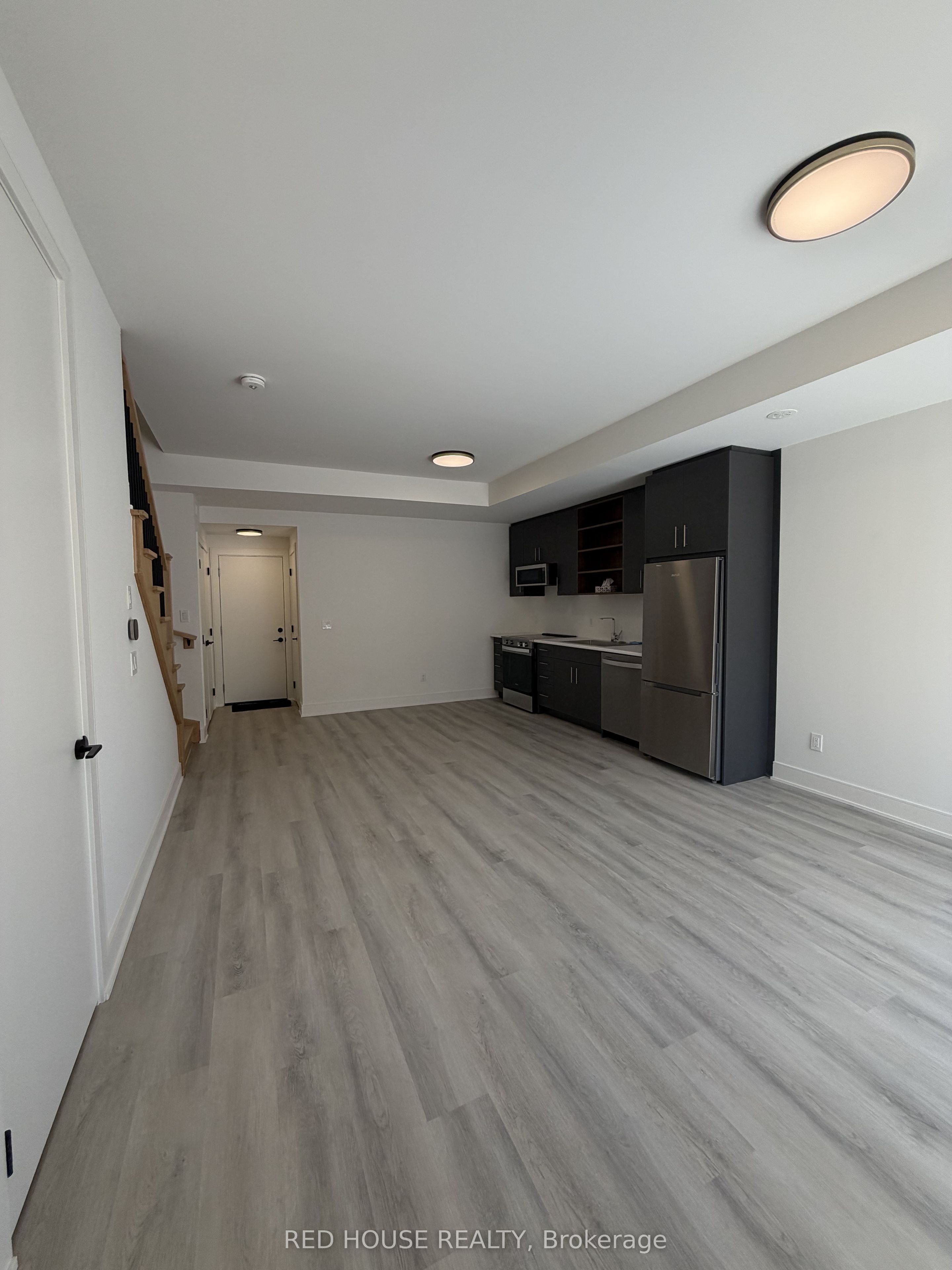 152 Everett Common, St. Catharines, ON L2P 0G8 photo 3