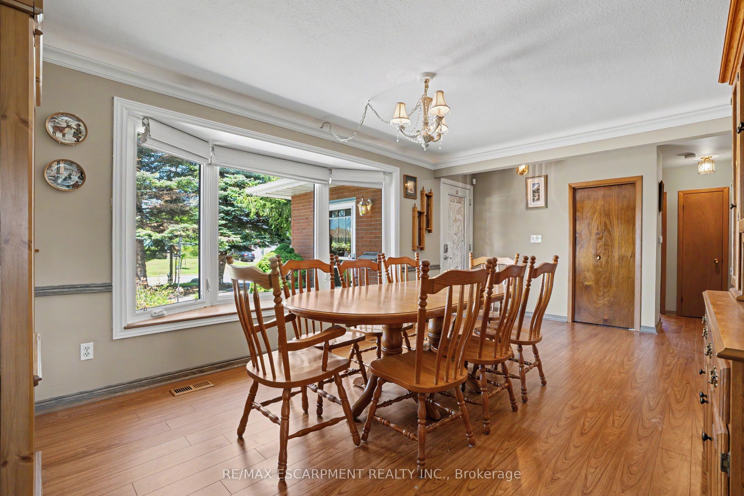 87 Mcdonald Avenue, Thorold, ON L2V 3E8 photo 5