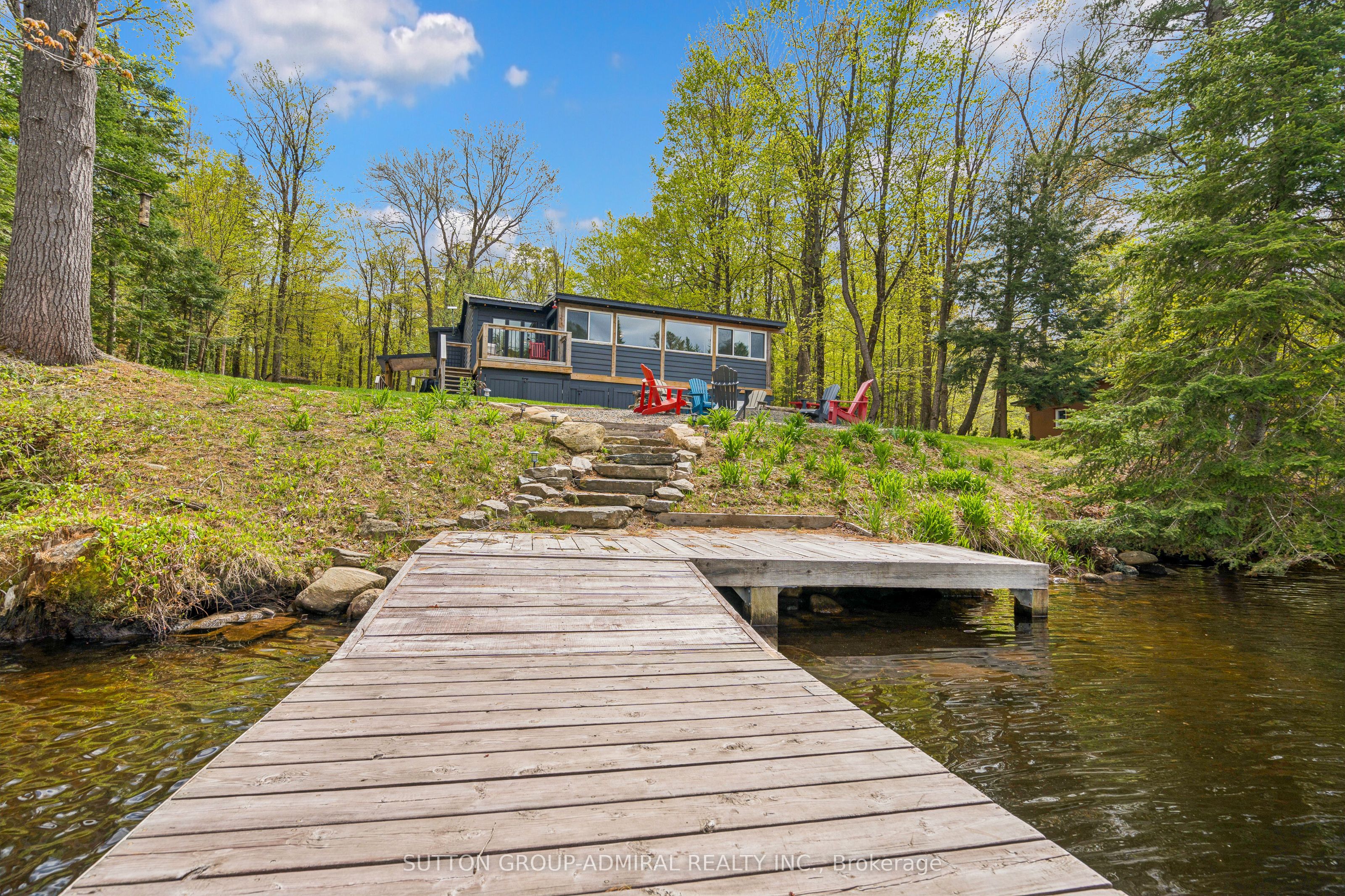 1023 Kirkpatrick Lane, Bracebridge, ON P1L 1X1 photo 2