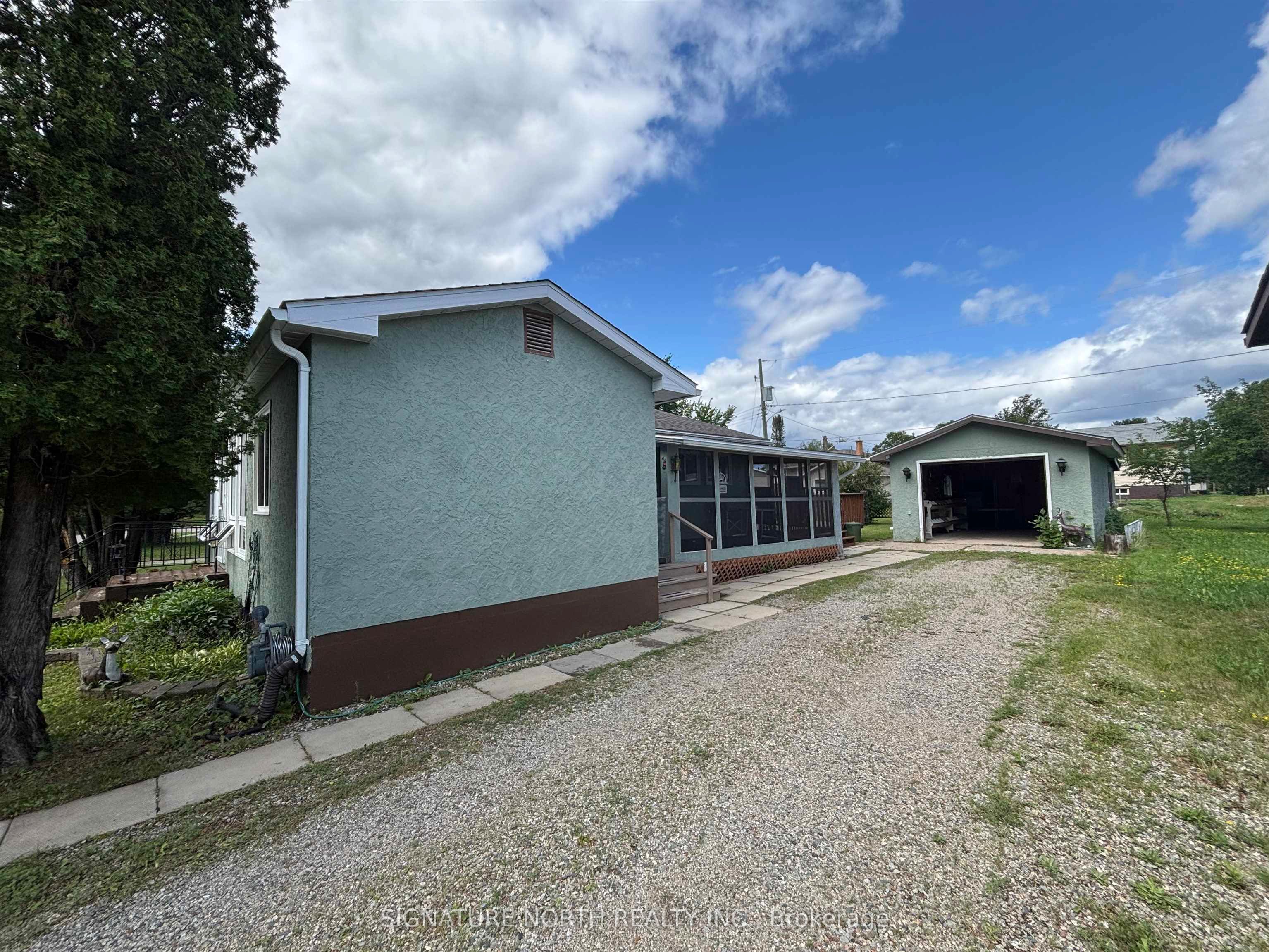 170 Pine Crescent, Atikokan, ON P0T 1C0 photo 3