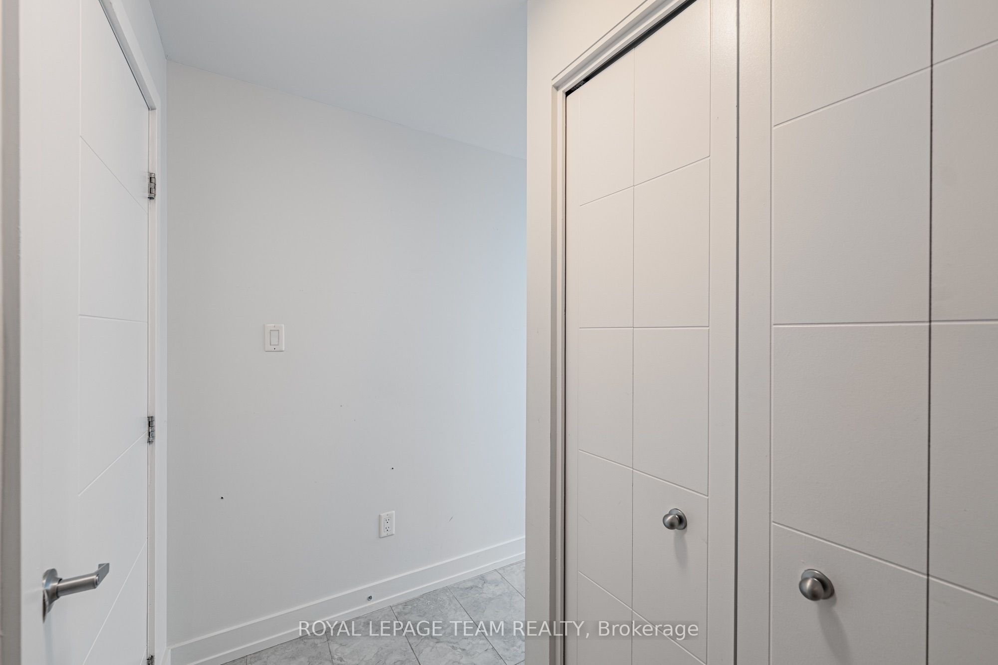 179 Metcalfe Street 2302, Ottawa Centre, ON K2P 0W1 photo 5