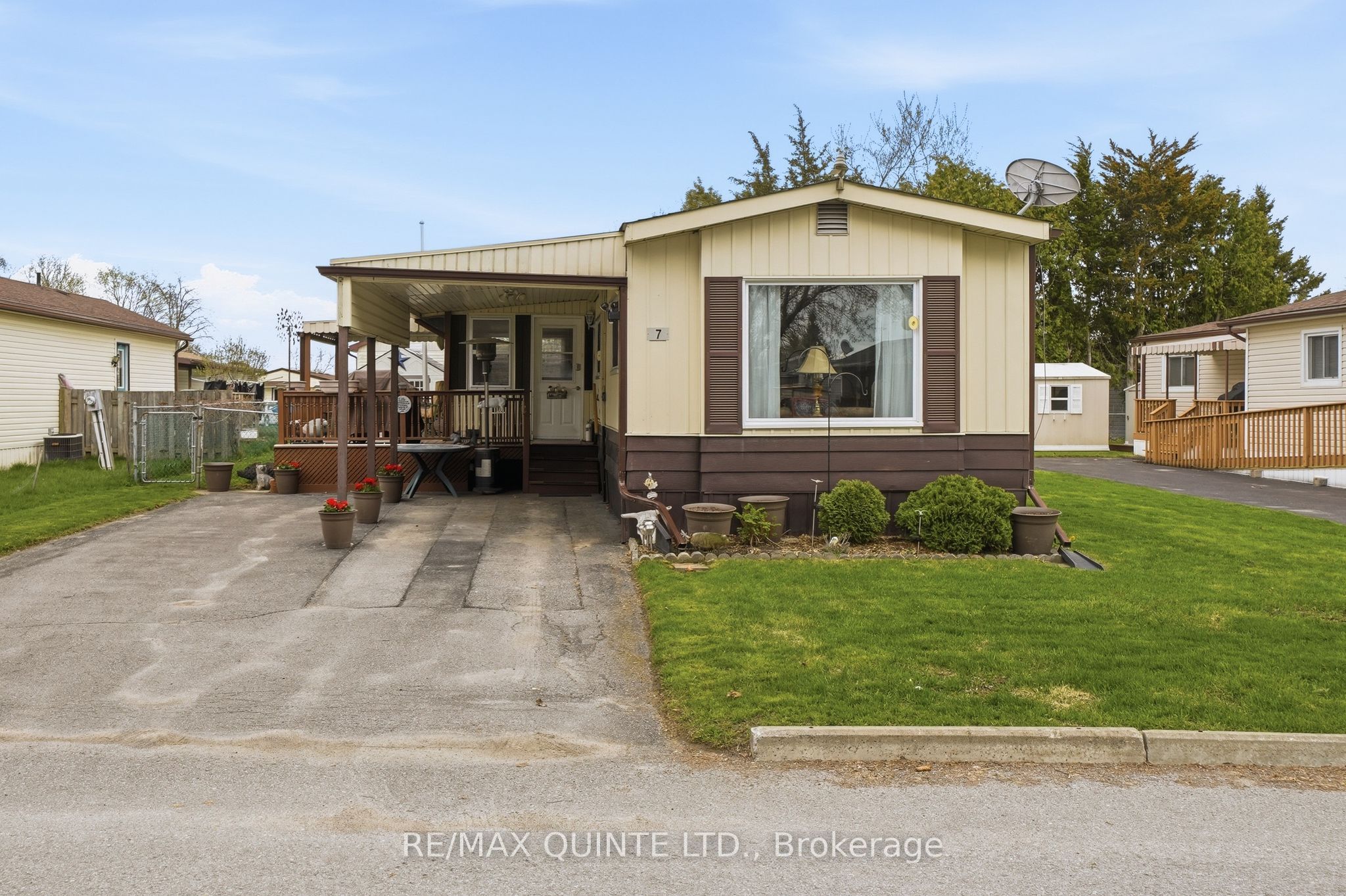 7 Finch Lane, Quinte West, ON K8N 4Z3 photo 4