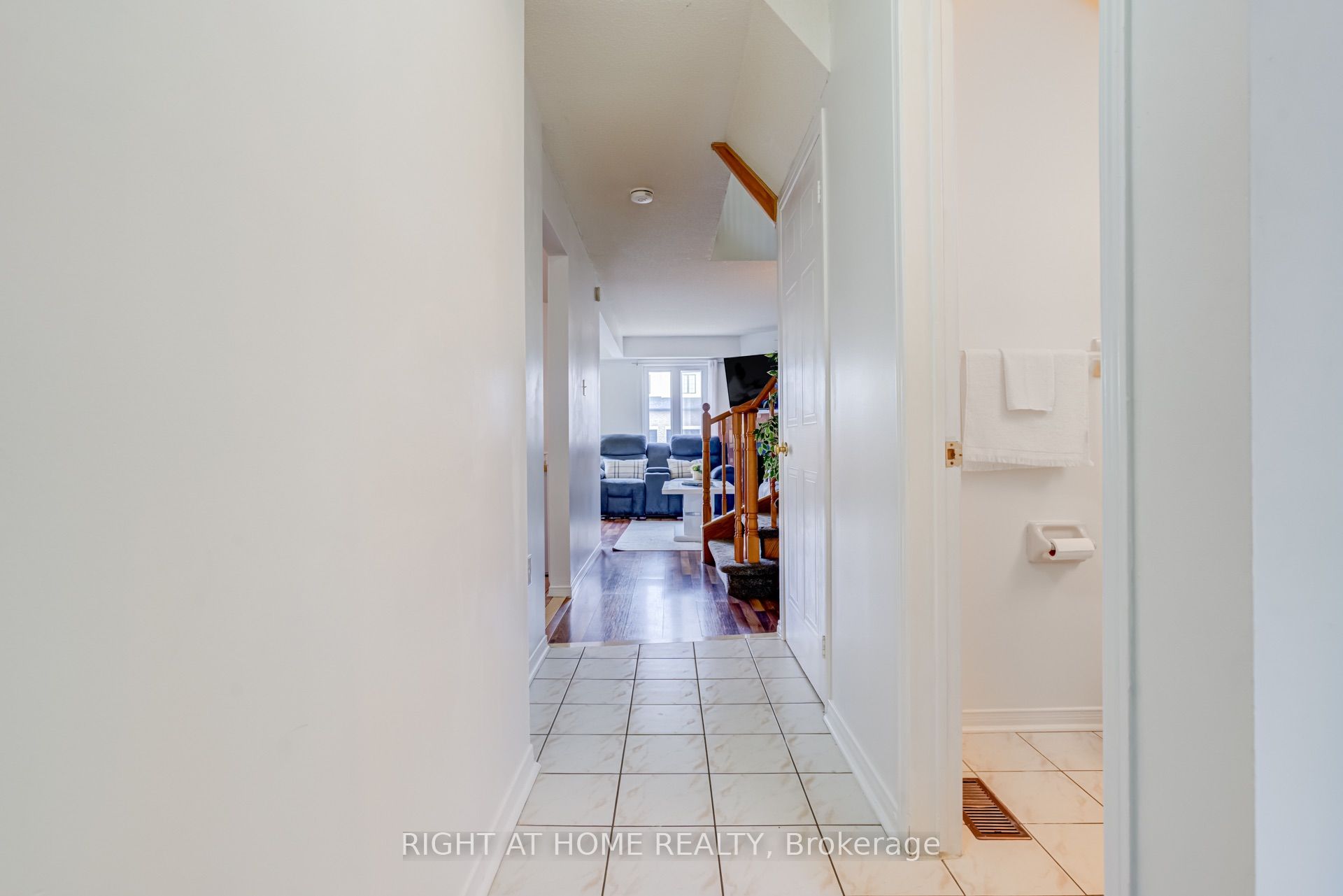 302 College Avenue W 163, Guelph, ON N1G 4T6 photo 4