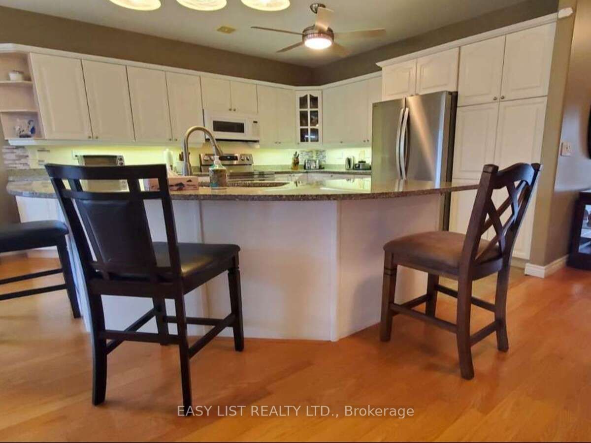 305 O'connor Court, Cobourg, ON K9A 5X5 photo 4