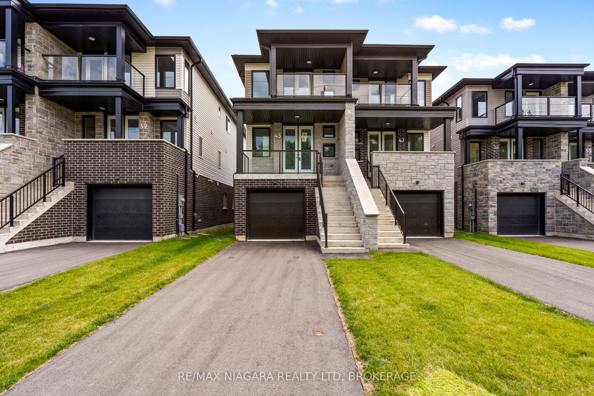 39 Superior Street, Welland, ON L3B 3G3