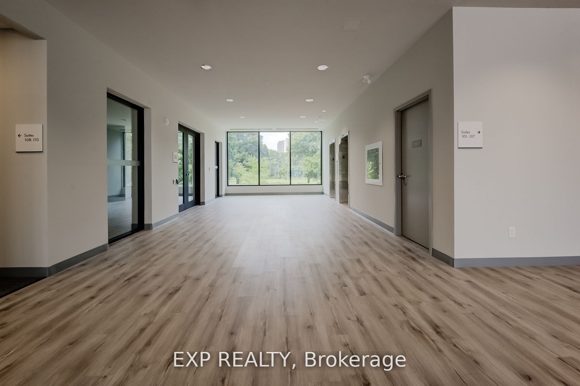 103 Roger Street 516, Waterloo, ON N2J 1A4 photo 4