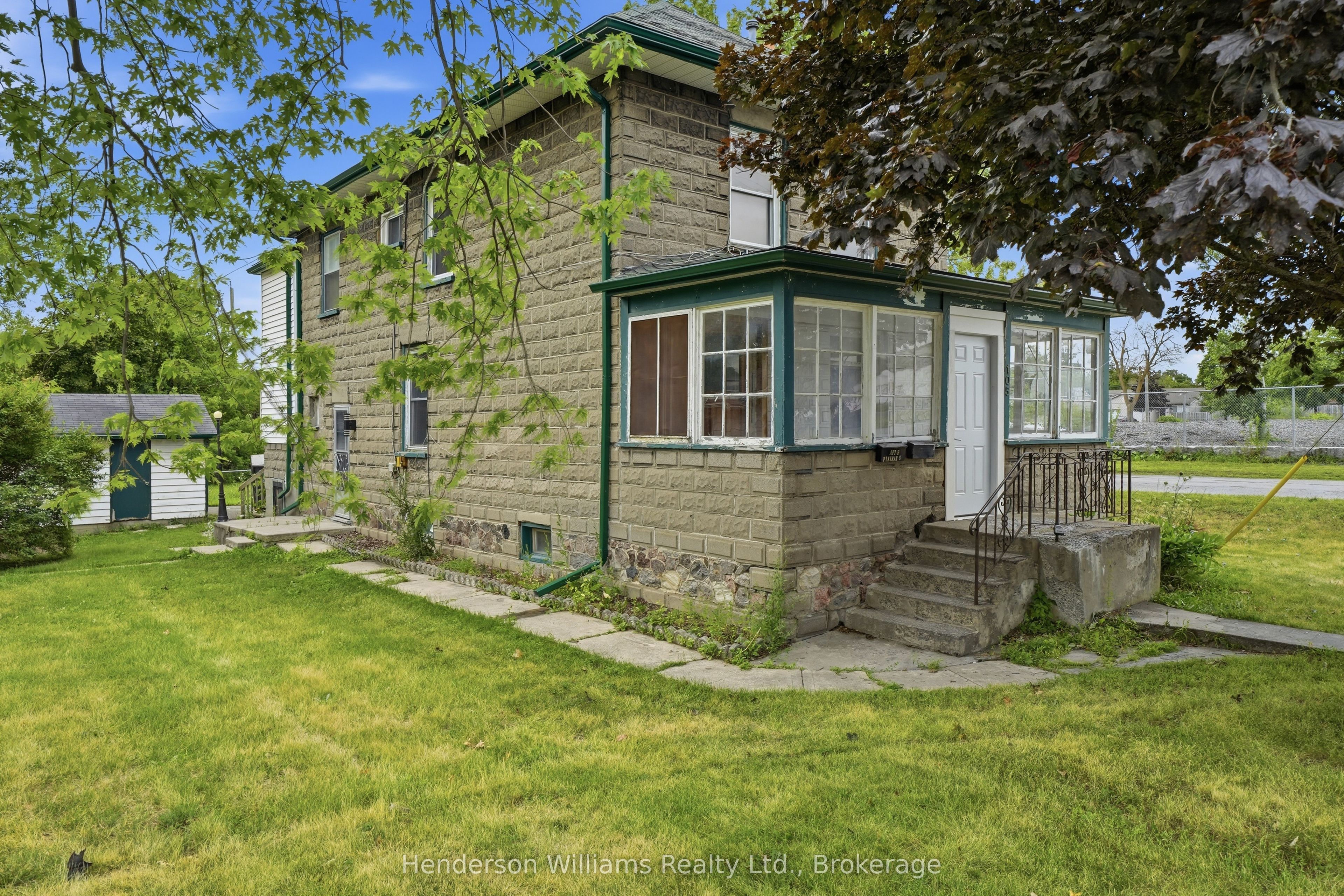 105 Pine Street, Belleville, ON K8N 2M9 photo 4