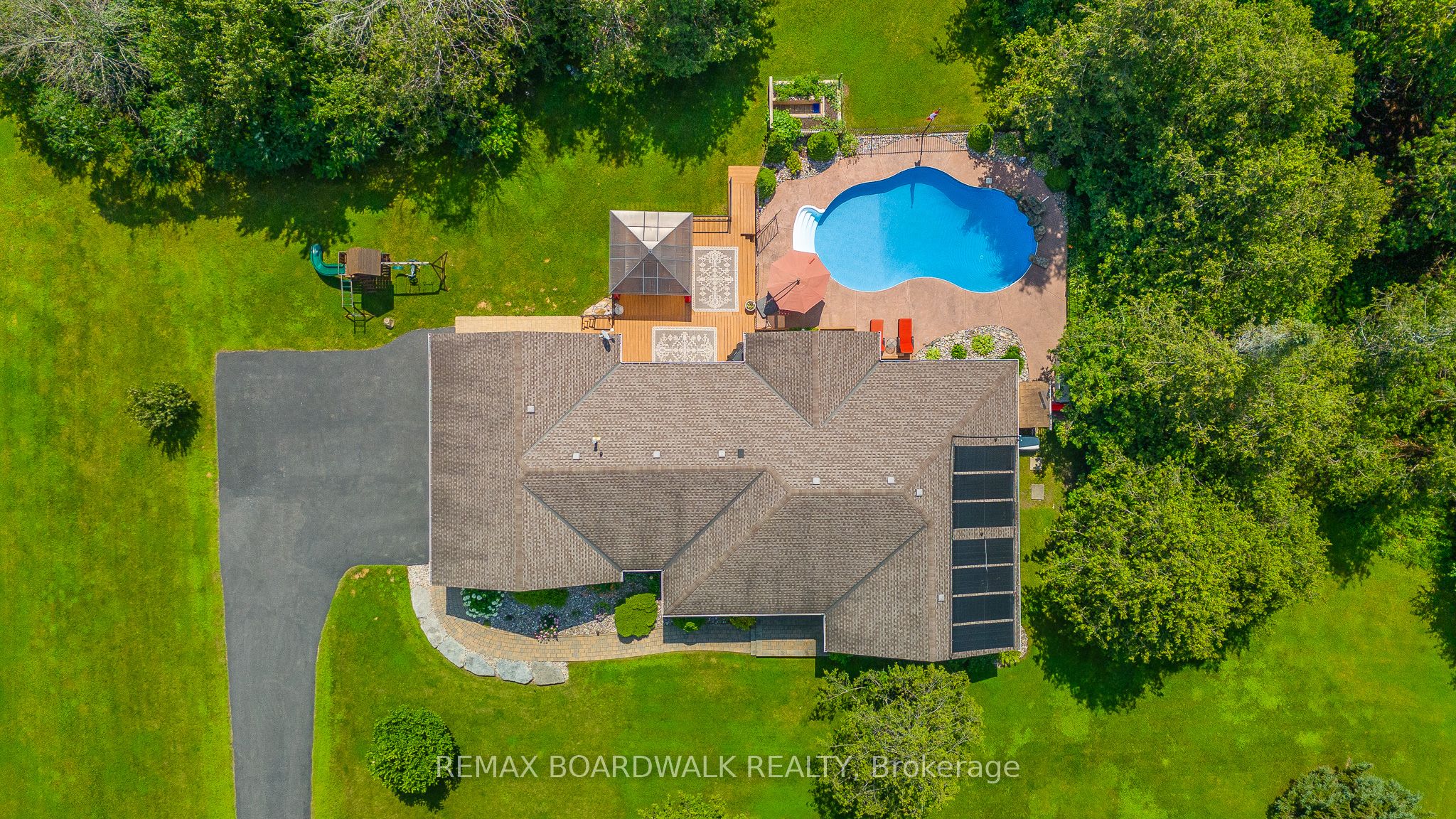 14 Panandrick View Drive, Kanata, ON K2W 1A5 photo 3