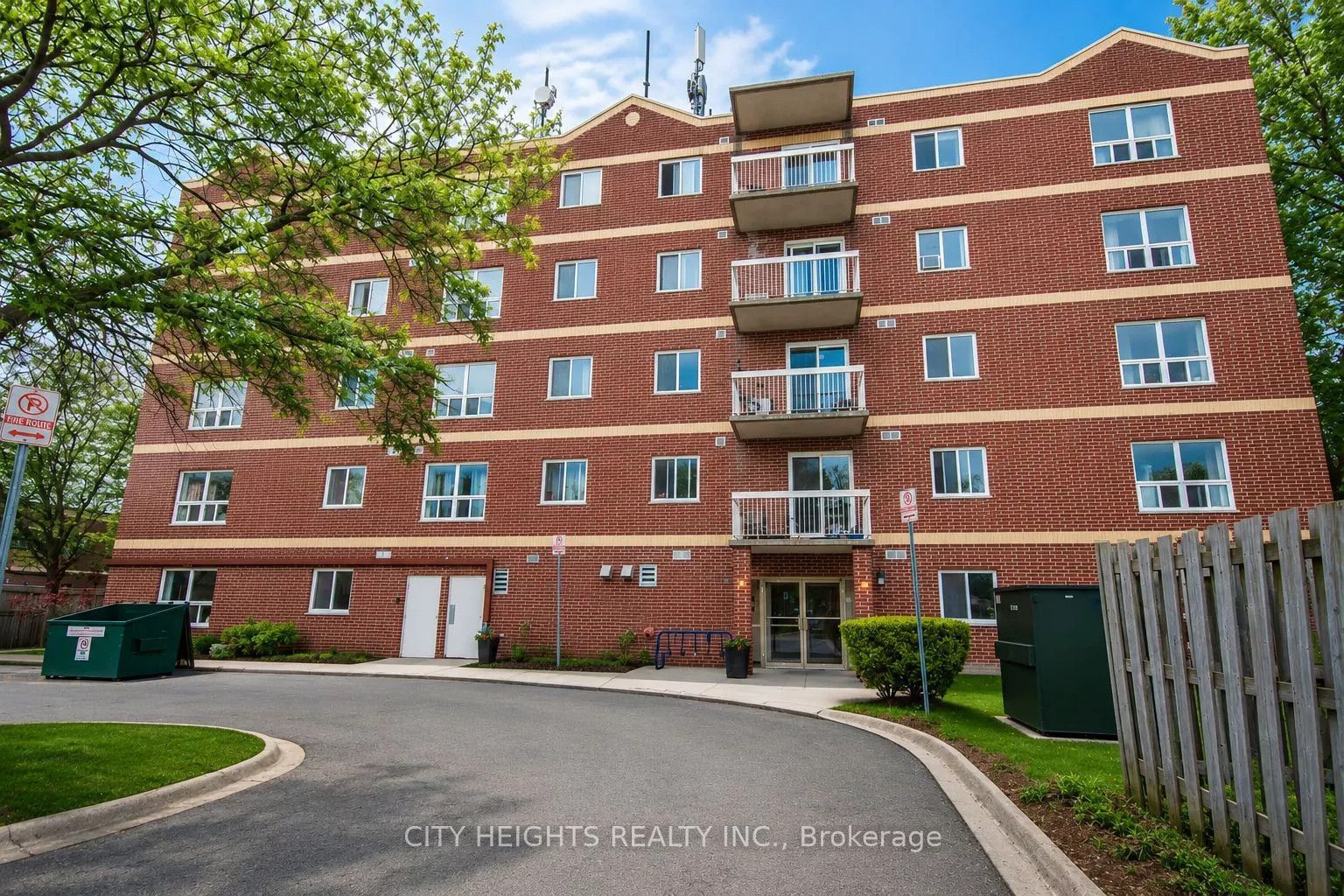 626 First Street 101, London East, ON N5V 2A2