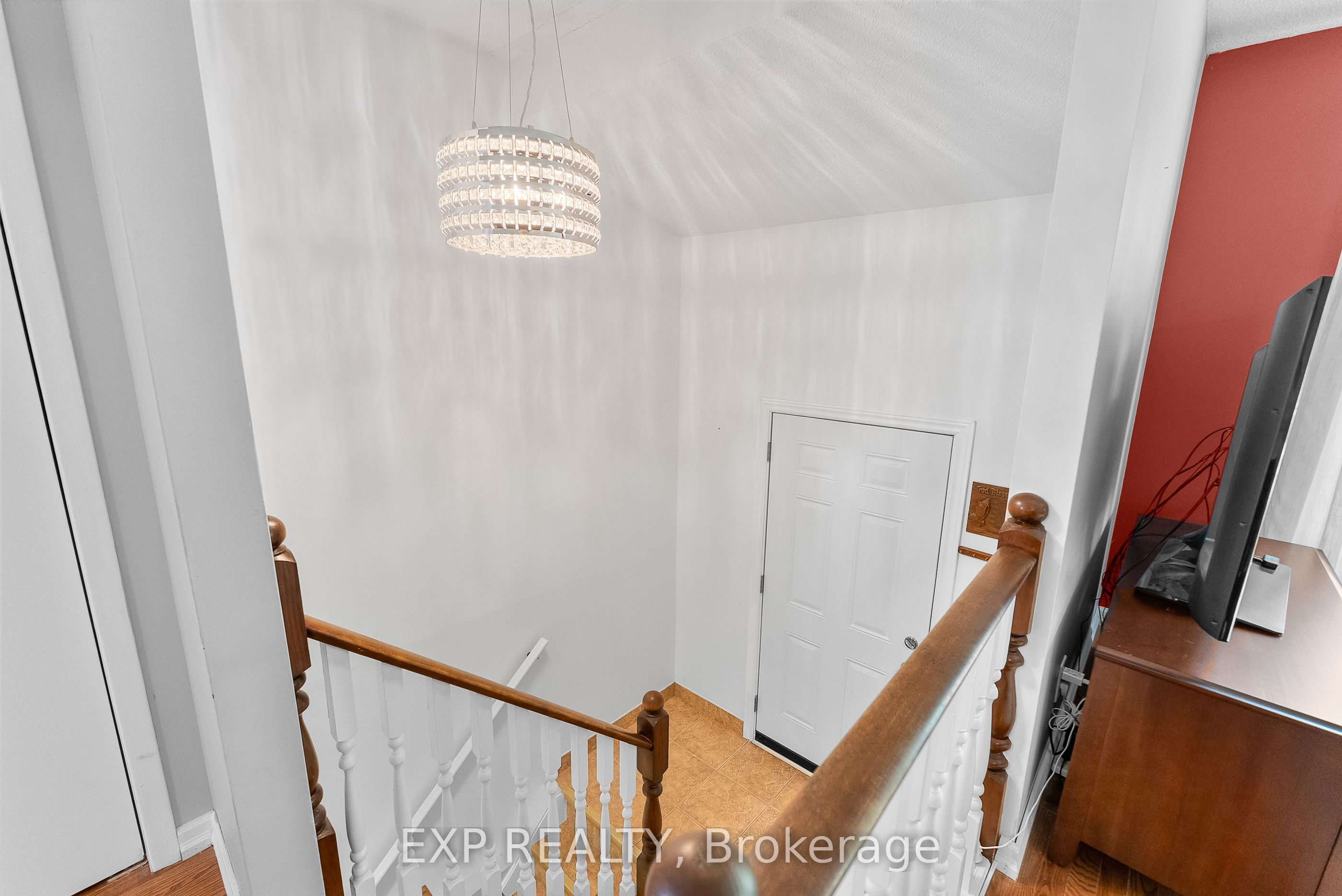 36 Vintage Crescent, St. Catharines, ON L2S 3C6 photo 5