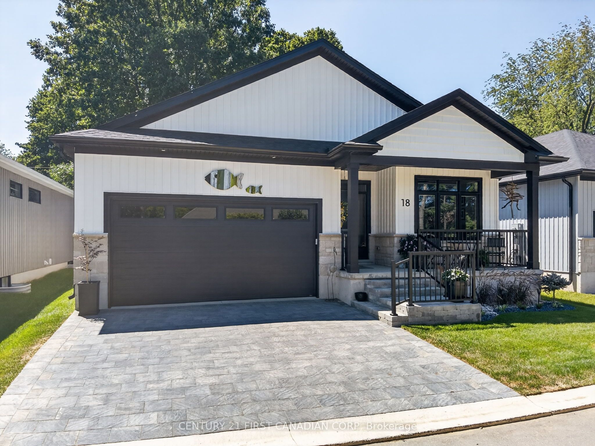 430 Head Street N 18, Strathroy-Caradoc, ON N7G 0H3 photo 2