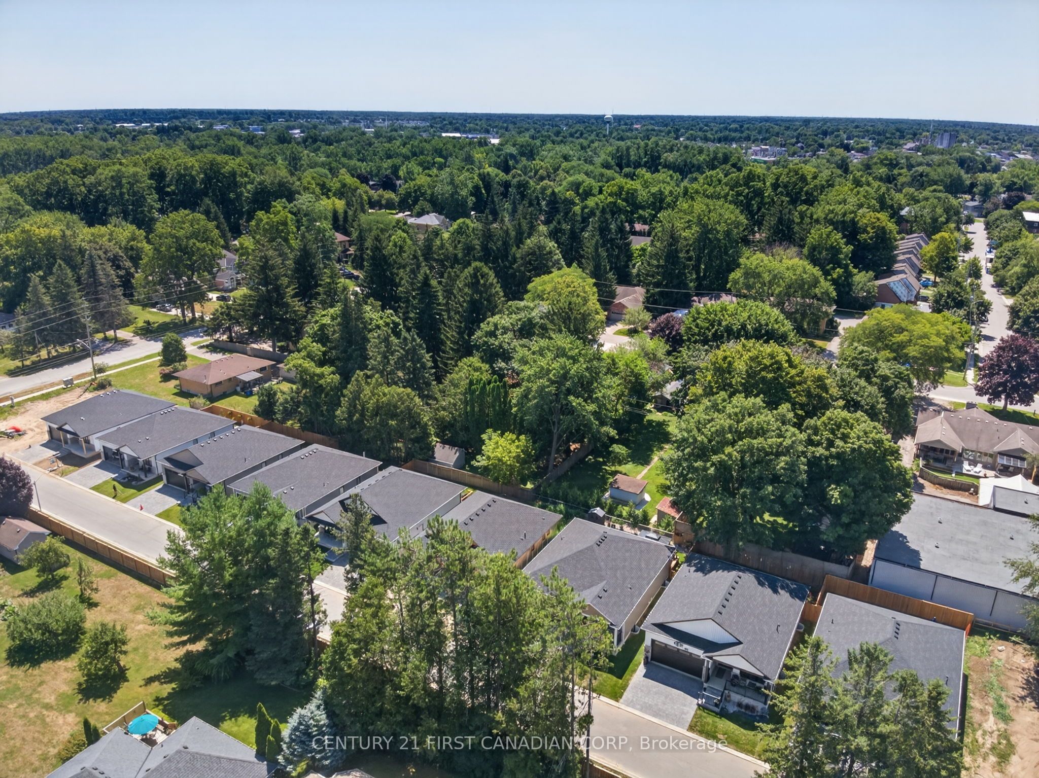 430 Head Street N 18, Strathroy-Caradoc, ON N7G 0H3 photo 5