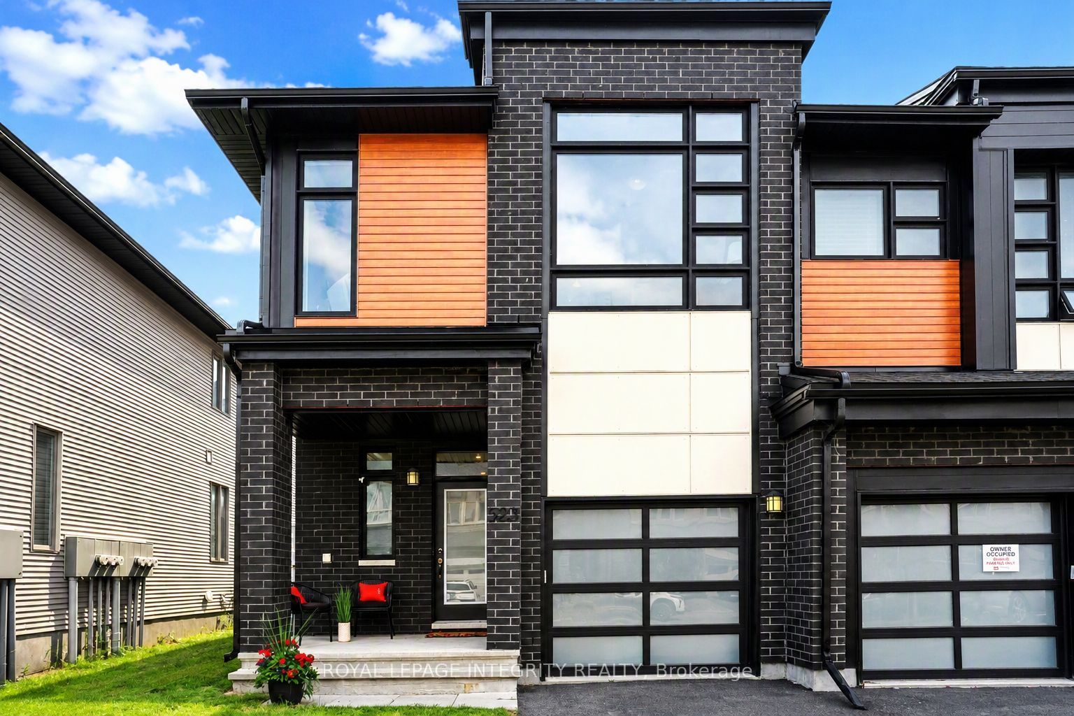 523 Triangle Street, Kanata, ON K2V 0M7 photo 2