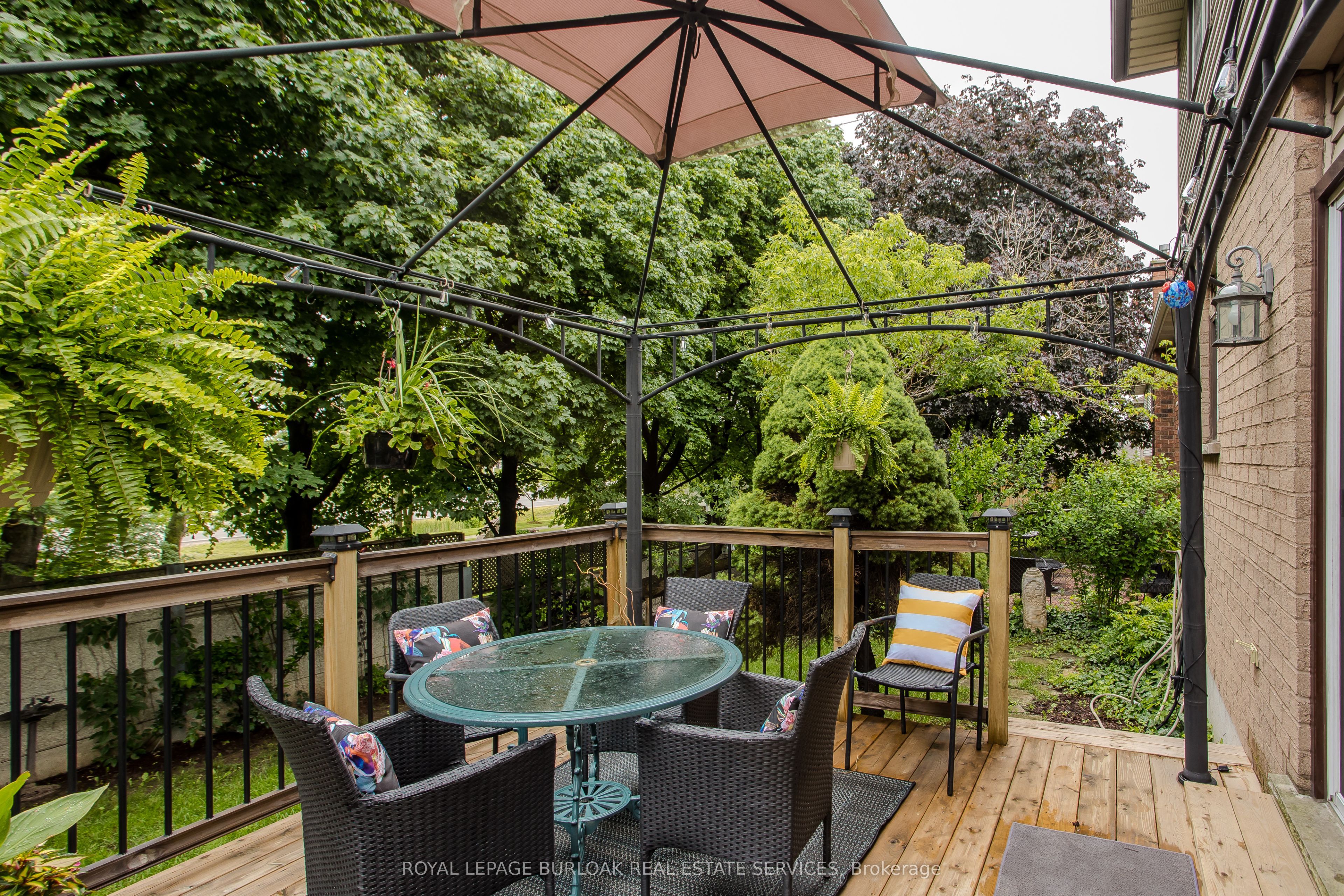 12 Branthaven Drive, Hamilton, ON L8J 2L9 photo 5