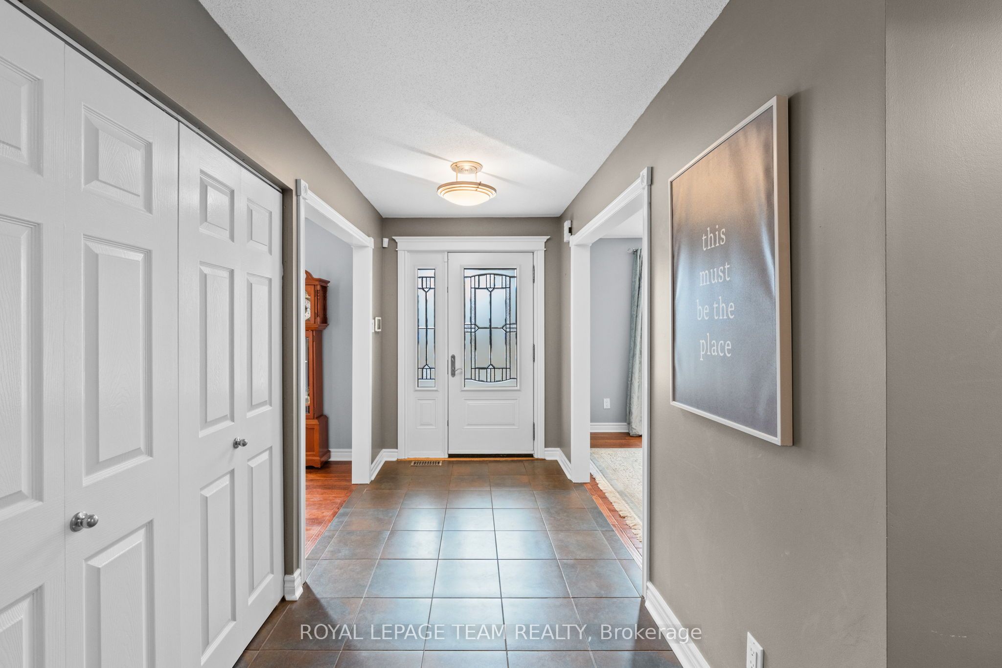 6584 Harvest Grove Drive, Greely - Metcalfe - Osgoode - Vernon and Area, ON K4P 1E9 photo 4