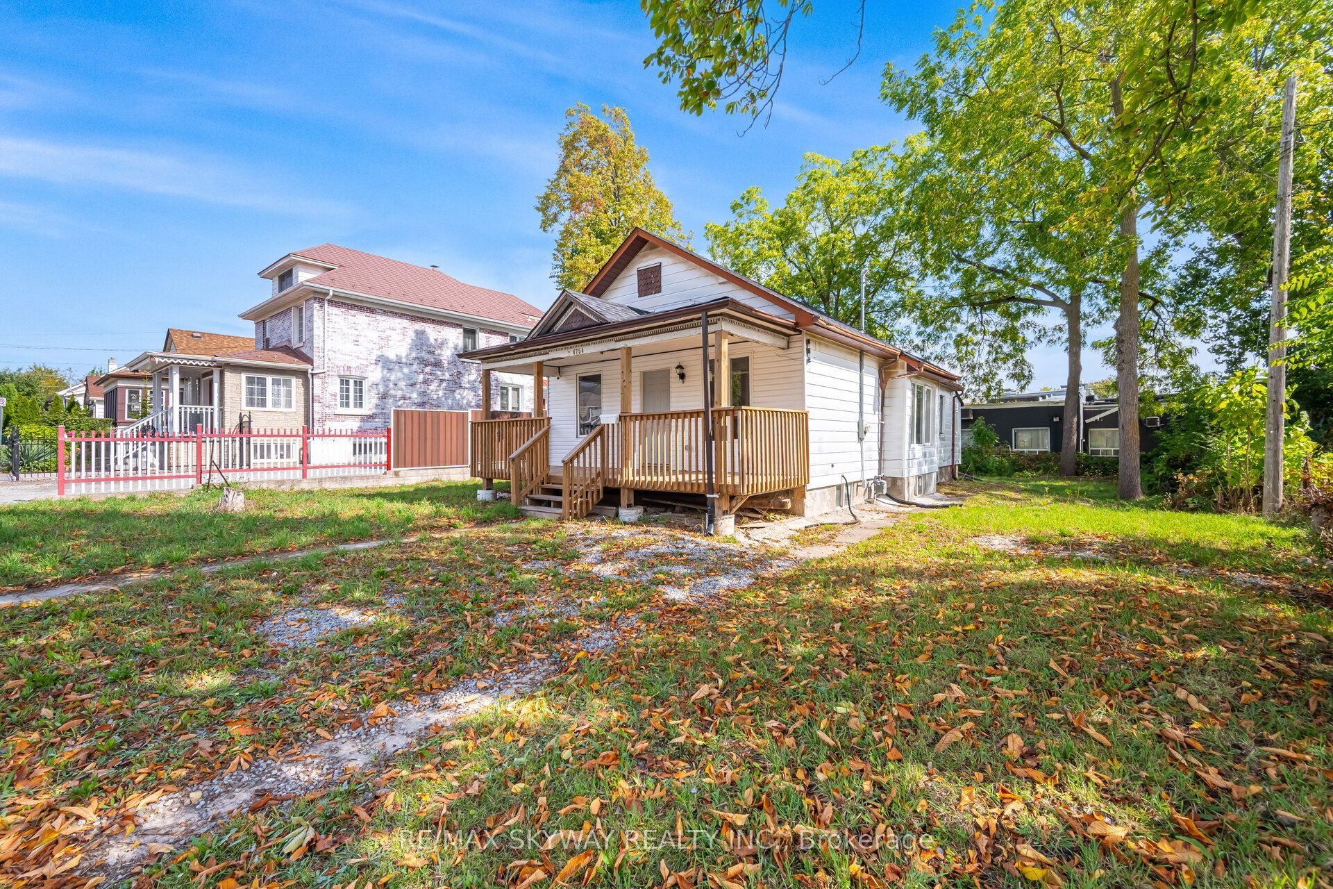 4754 First Avenue, Niagara Falls, ON L2E 2C4 photo 2