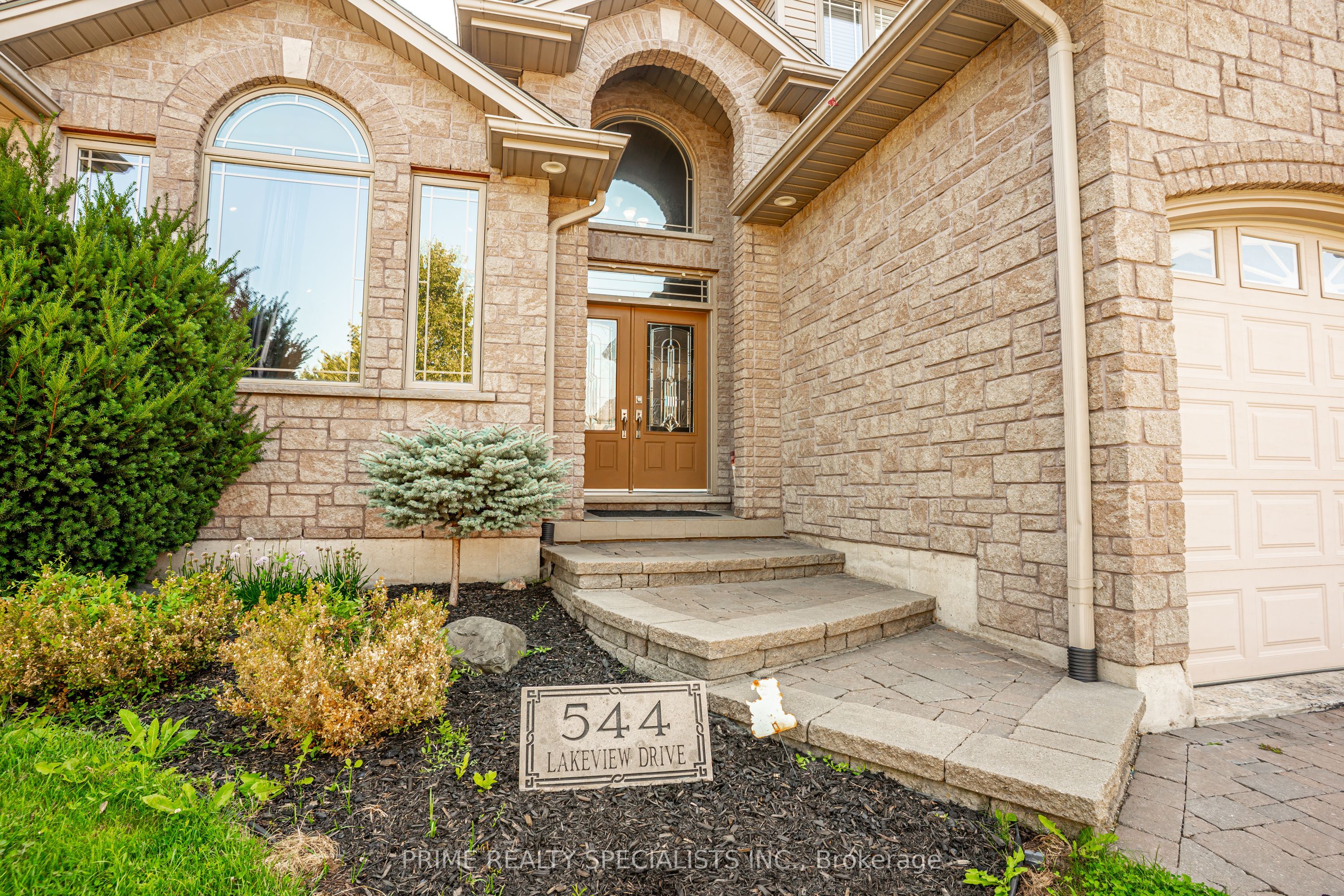544 Lakeview Drive, Woodstock, ON N4T 1W1 photo 4