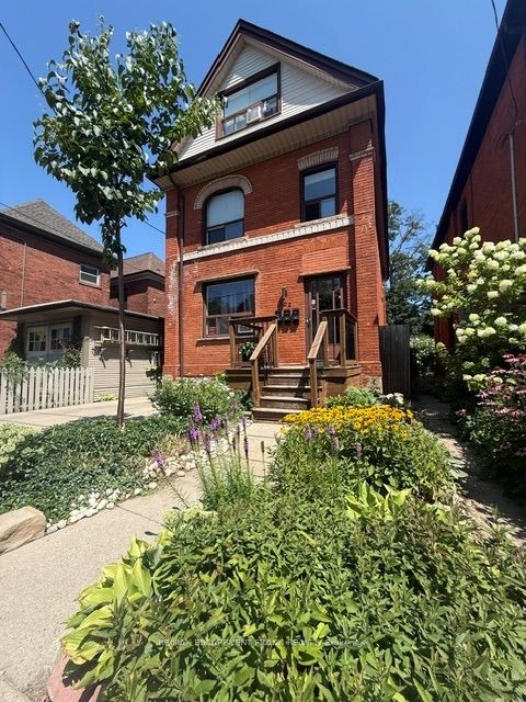 302 Jackson Street W 2, Hamilton, ON L8P 1N7 photo 2