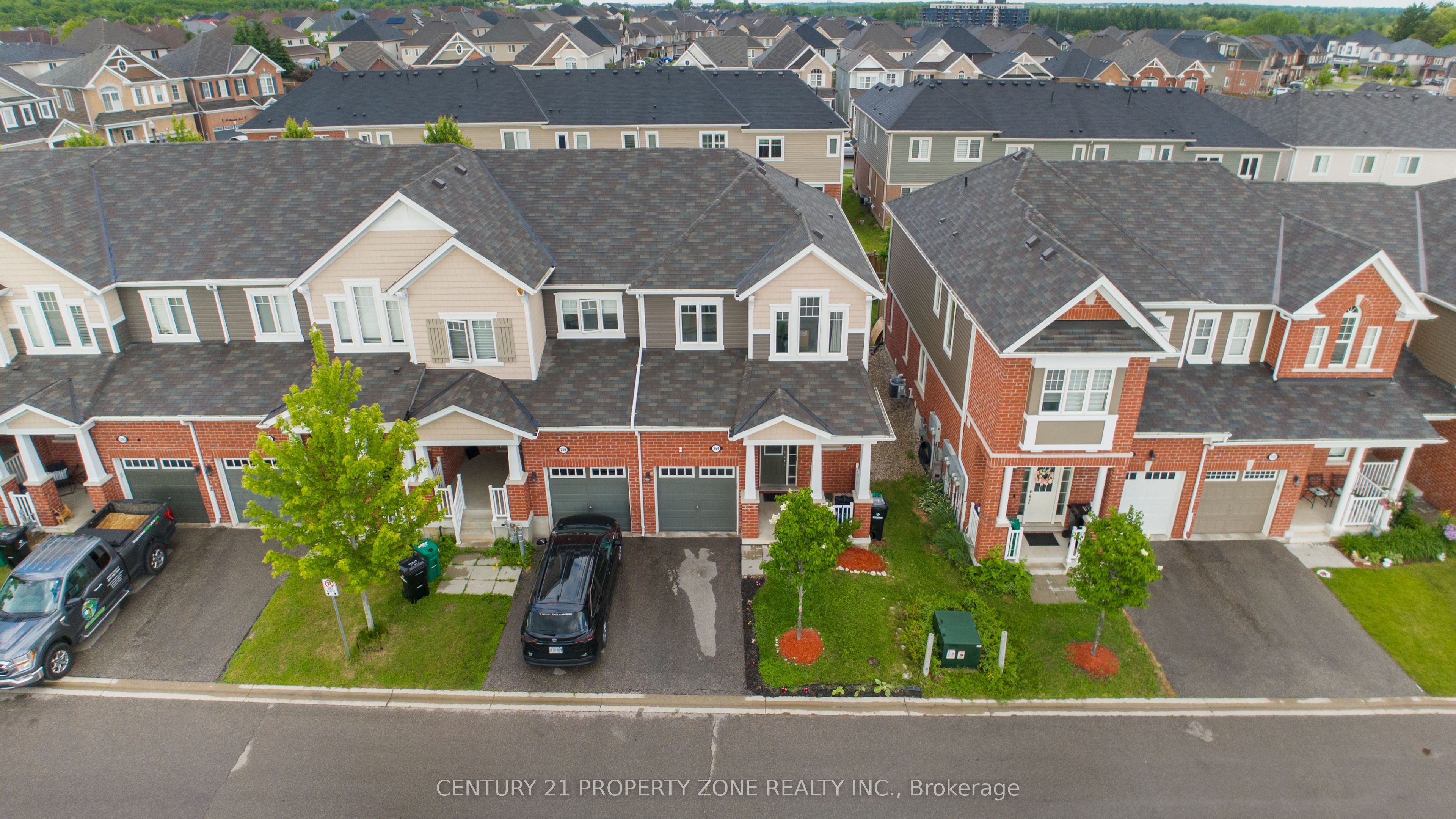 254 Waterbrook Lane, Kitchener, ON N2P 0H7 photo 2