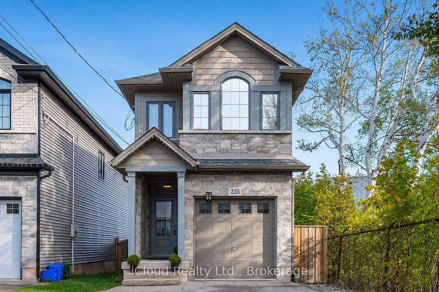 235 Mead Avenue, Hamilton, ON L8H 3V6 photo 3
