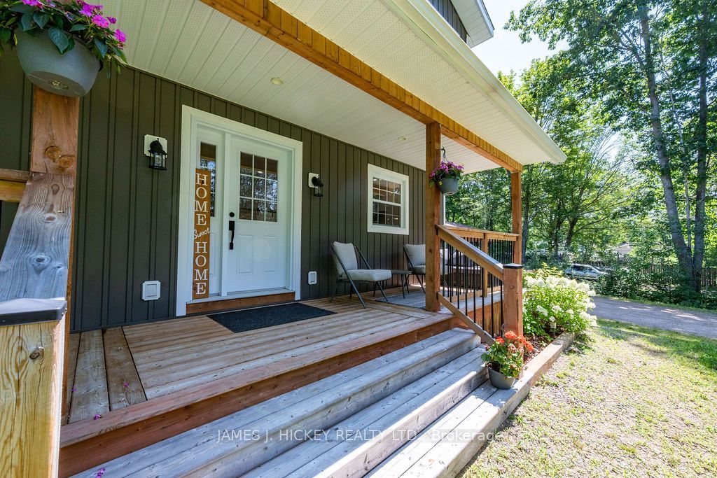 160 Hunts Road, Laurentian Hills, ON K0J 1J0 photo 3