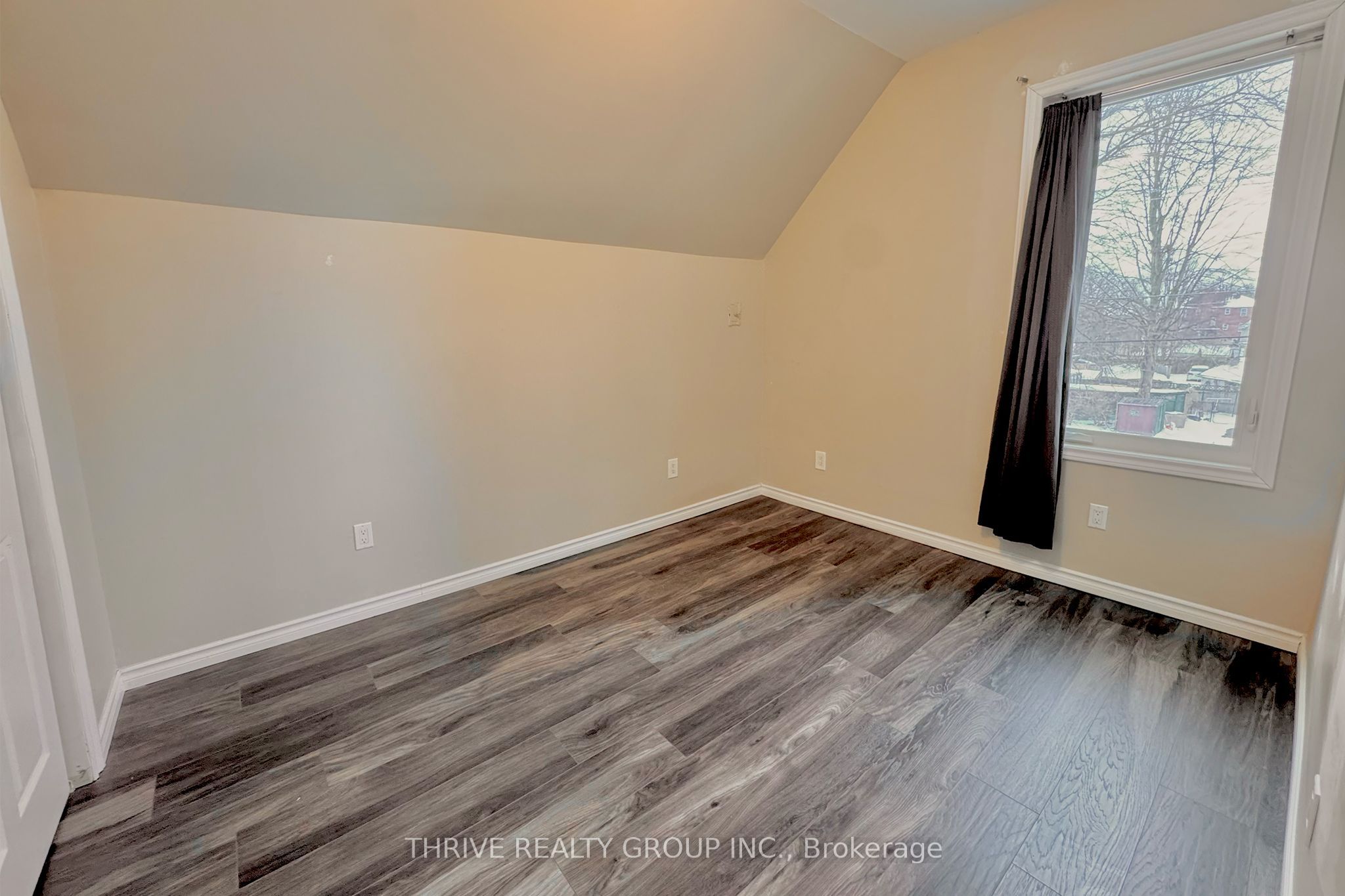 119 McClary Avenue Upper, London South, ON N5Z 2A6 photo 5