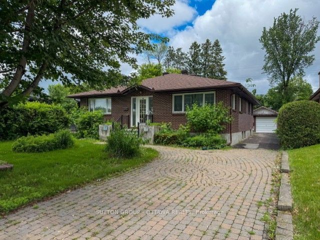 767 Claude Street, Overbrook - Castleheights and Area, ON K1K 2S1 photo 2
