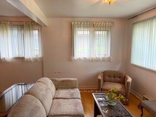 767 Claude Street, Overbrook - Castleheights and Area, ON K1K 2S1 photo 4