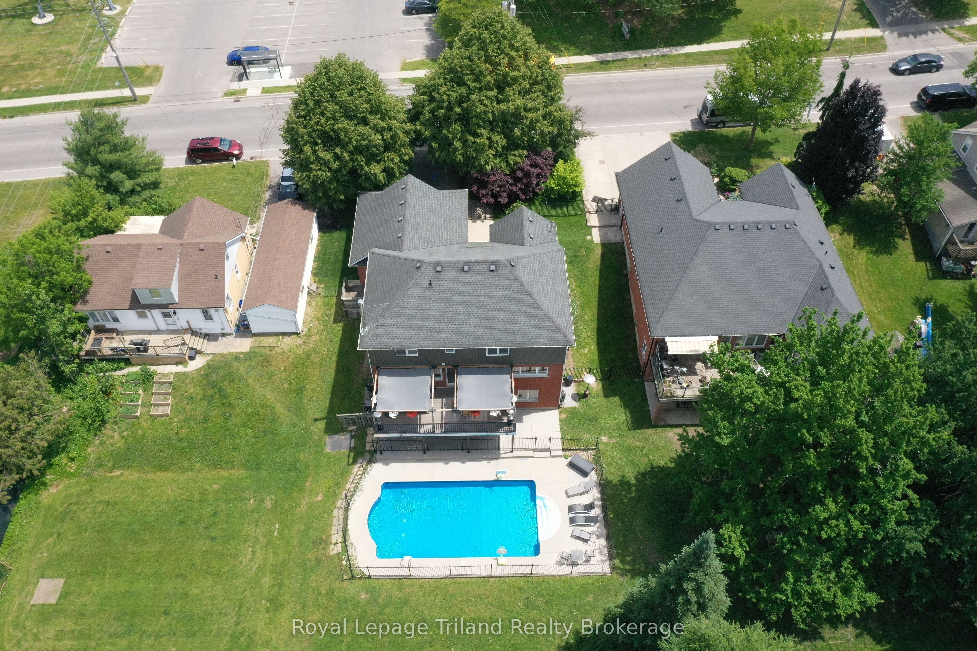 310 Finkle Street, Woodstock, ON N4S 3E5 photo 4
